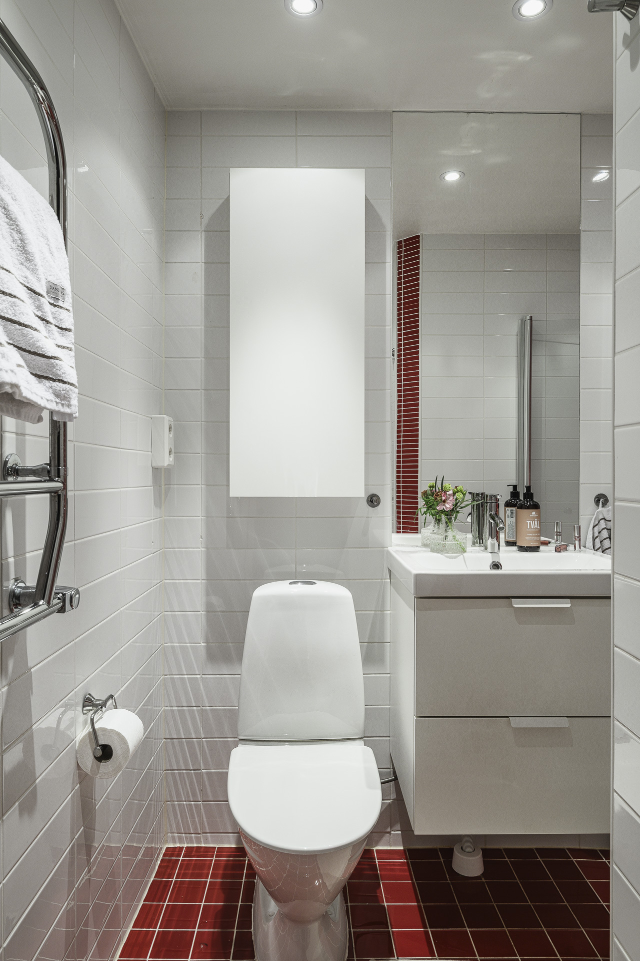 salle de bain rouge et blanche design salle de bain rouge et blanche design