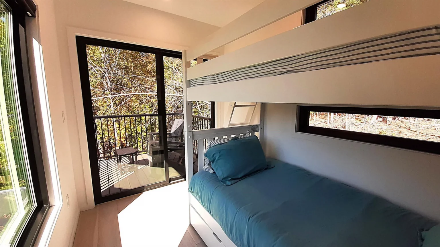 chambre lits superposés décoration contemporaine Villa Vermont