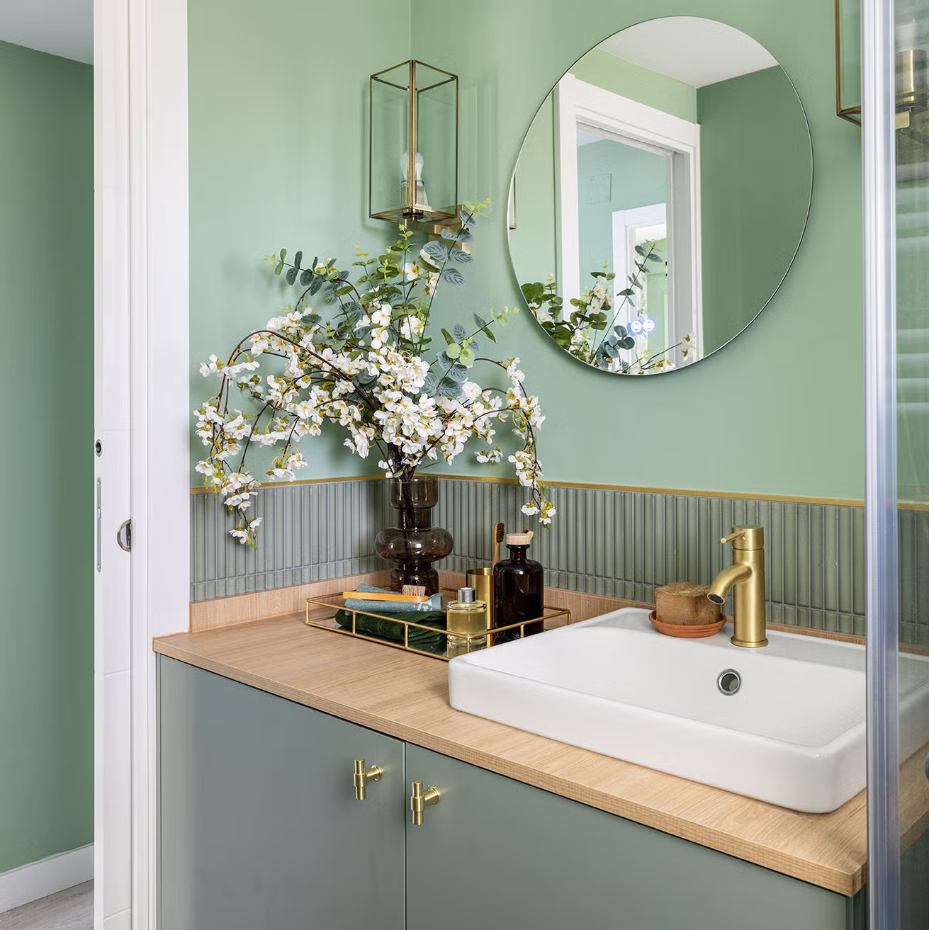 modern bathroom natural style