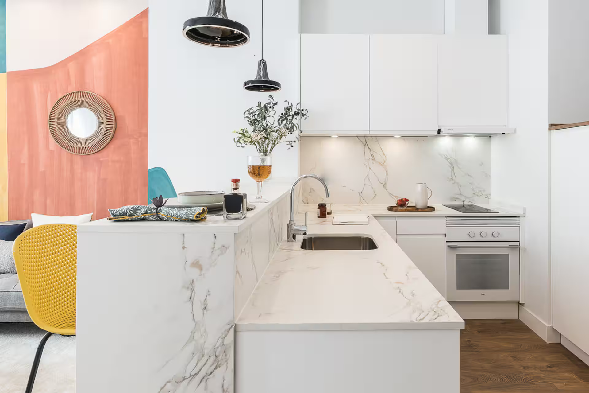 cuisine ouverte décoration contemporaine appartement Madrid La Latina