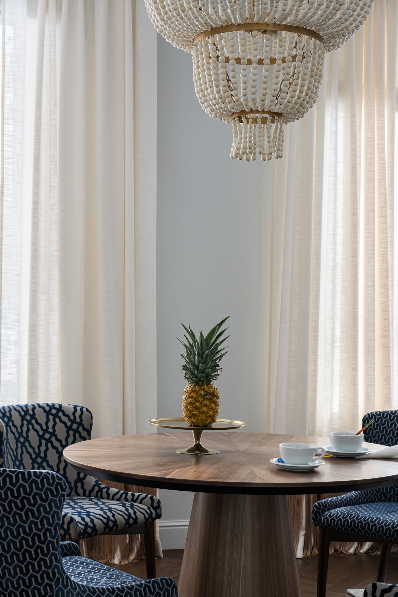 salle à manger décoration éclectique et contemporaine