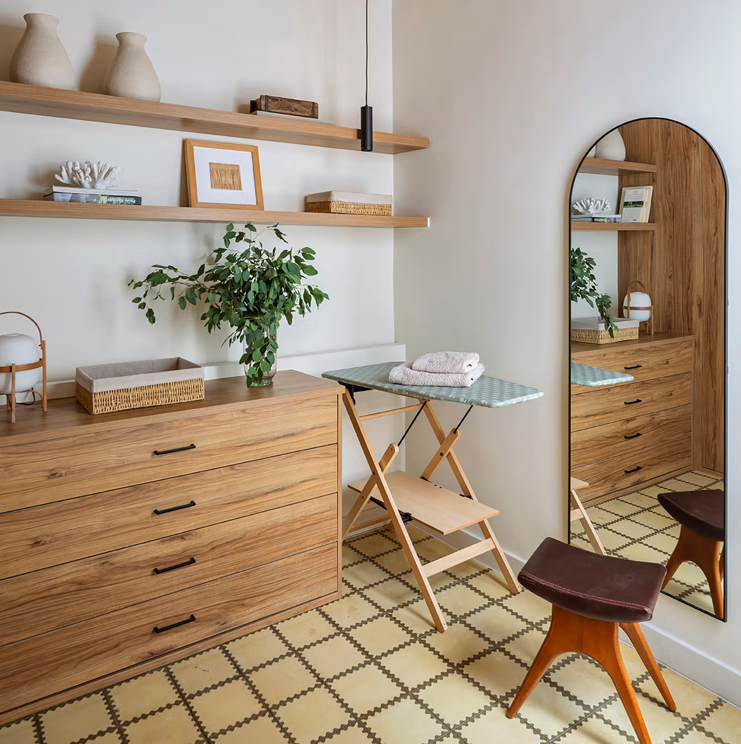 dressing avec espace repassage