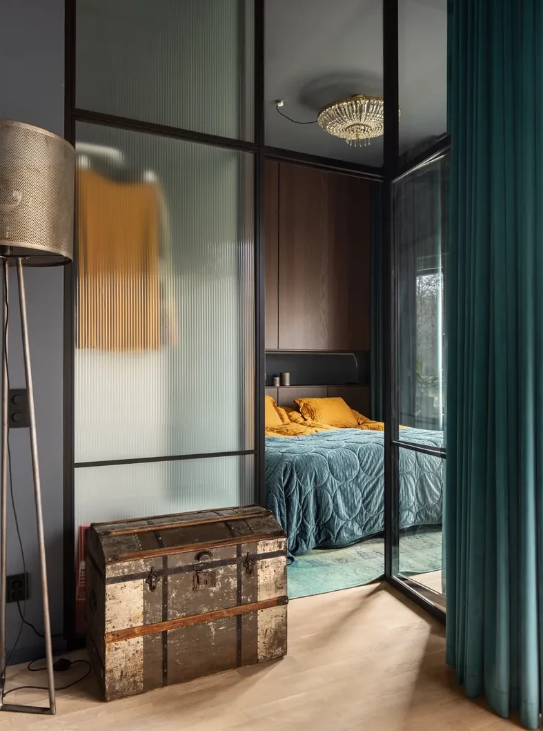 chambre avec verrière verre cannelé décoration contemporaine et originale appartement 54m2