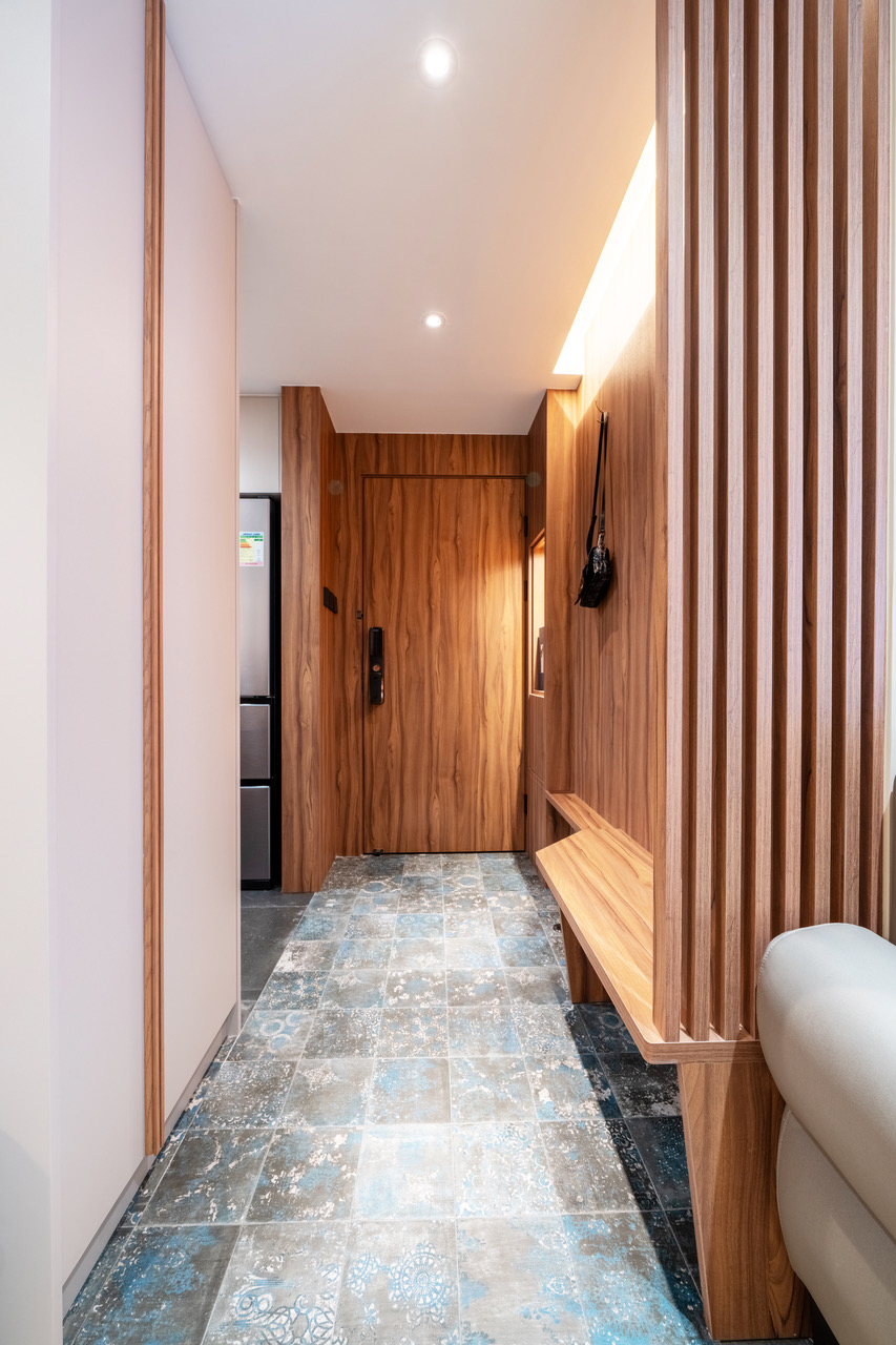 entrée murs bois avec banc sur mesure décoration contemporaine entrée murs bois avec banc sur mesure décoration contemporaine