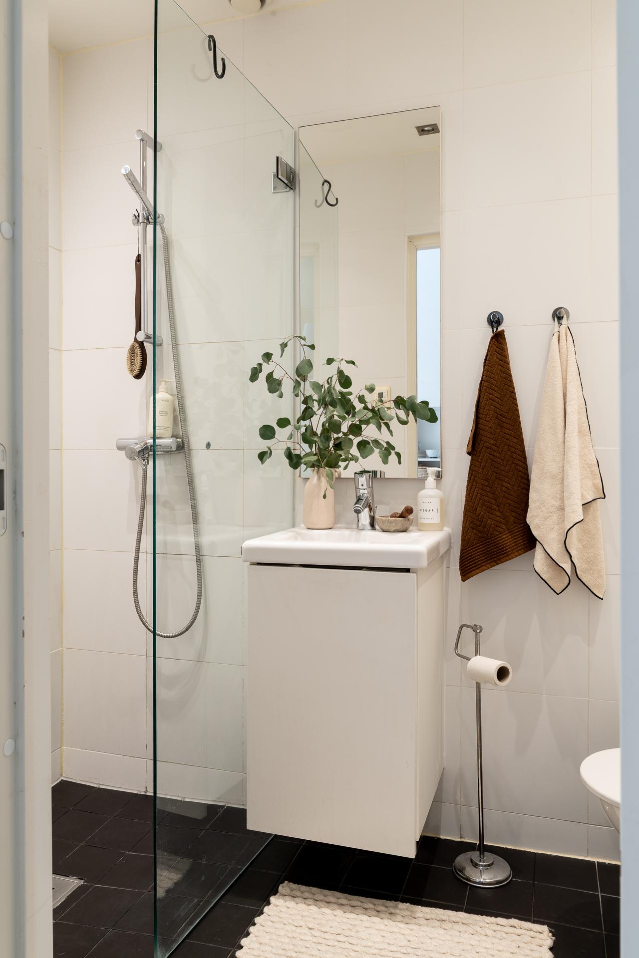 salle de bain minimaliste blanche salle de bain minimaliste blanche