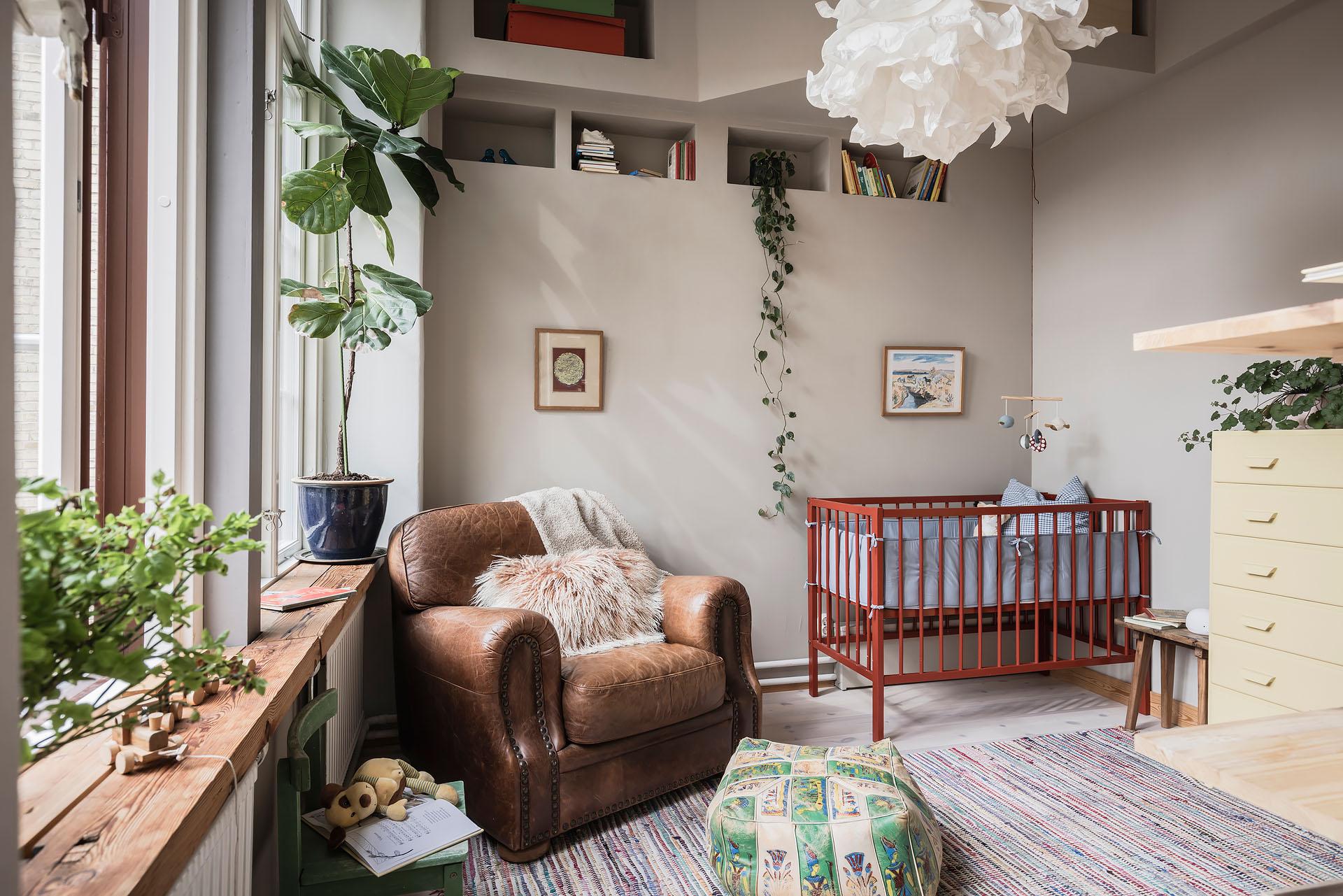 chambre enfant avec fauteuil club appartement 80m2 décoration scandinave