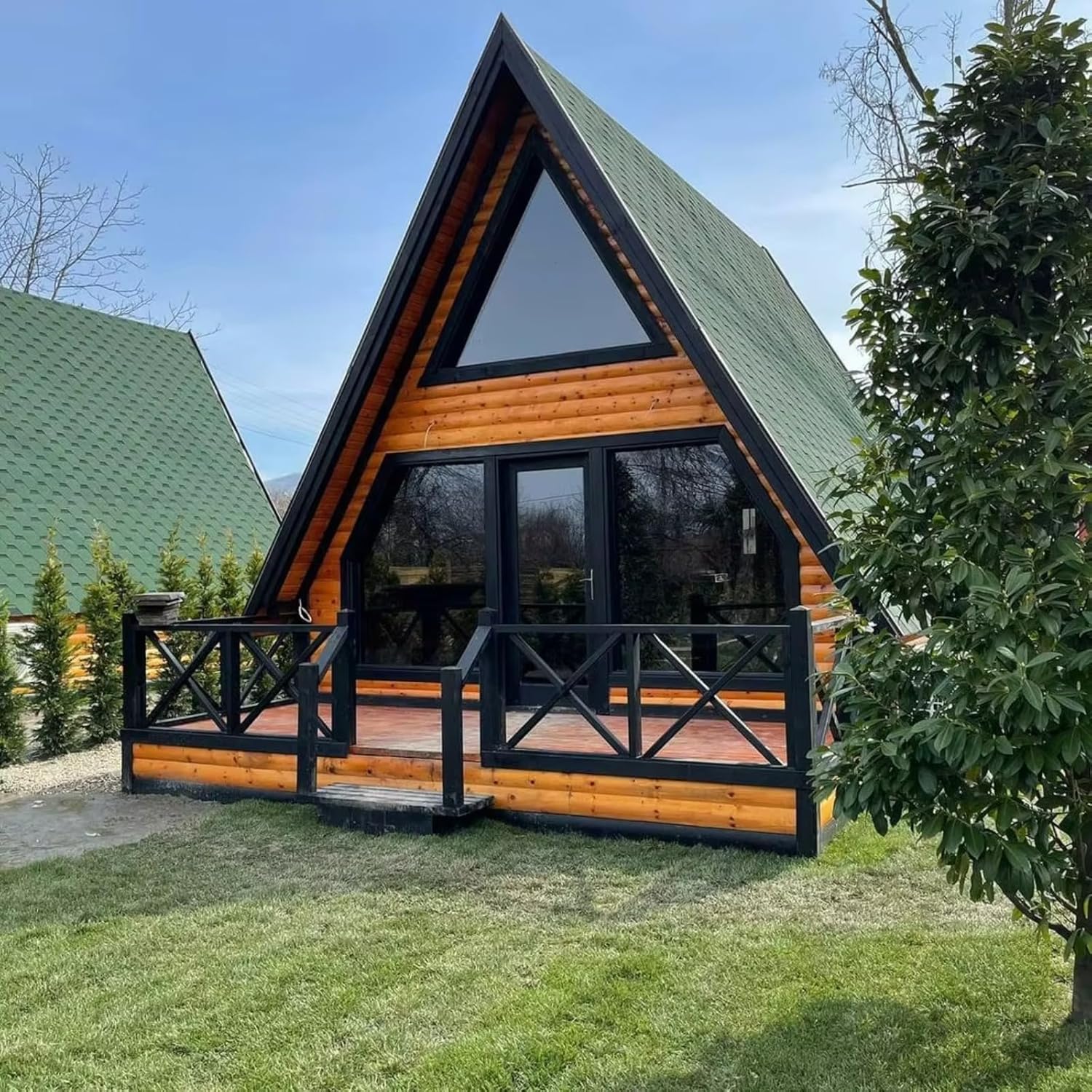 maison préfabriquée Amazon type A-Frame triangulaire en bois maison préfabriquée Amazon type A-Frame triangulaire en bois