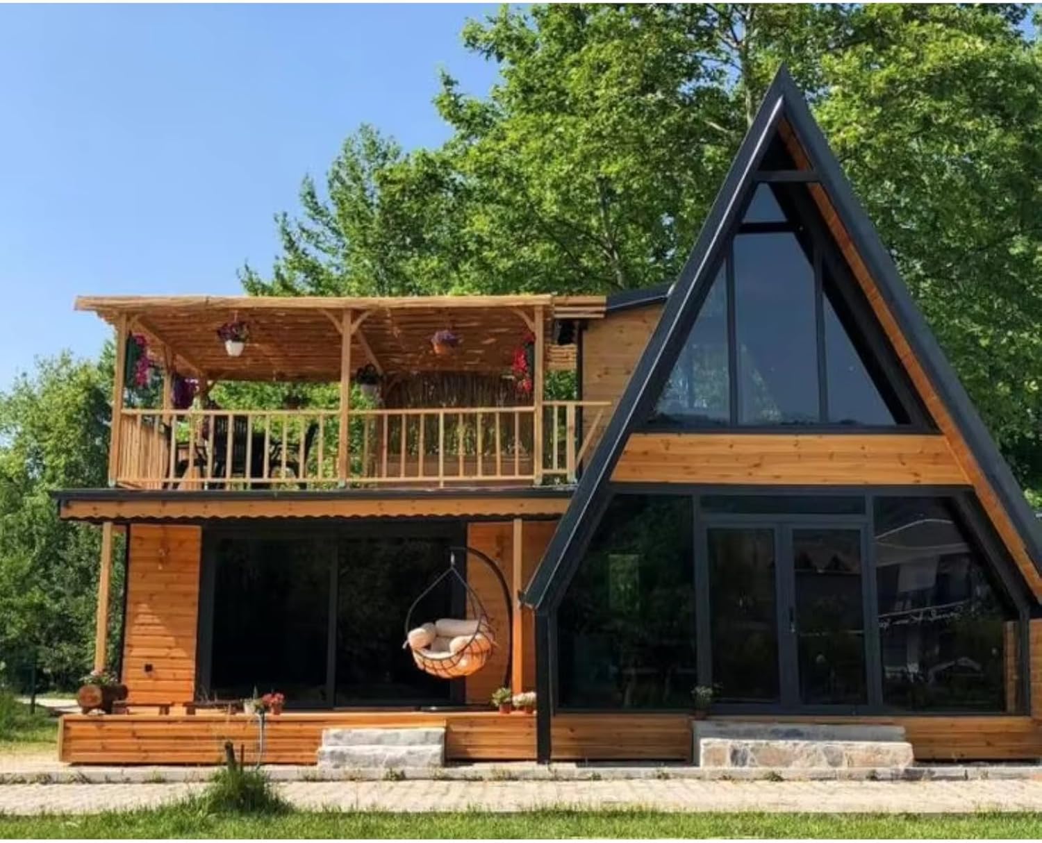 maison préfabriquée Amazon type A-Frame triangulaire en bois maison préfabriquée Amazon type A-Frame triangulaire en bois
