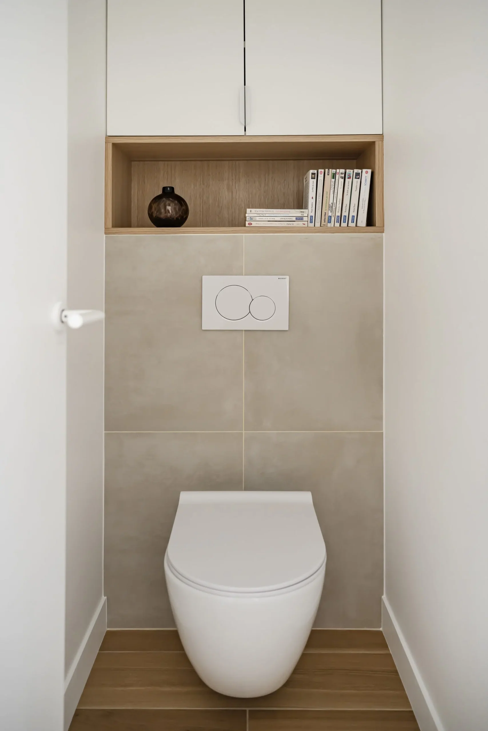 toilettes wc beige Photo : © Julien Pépy