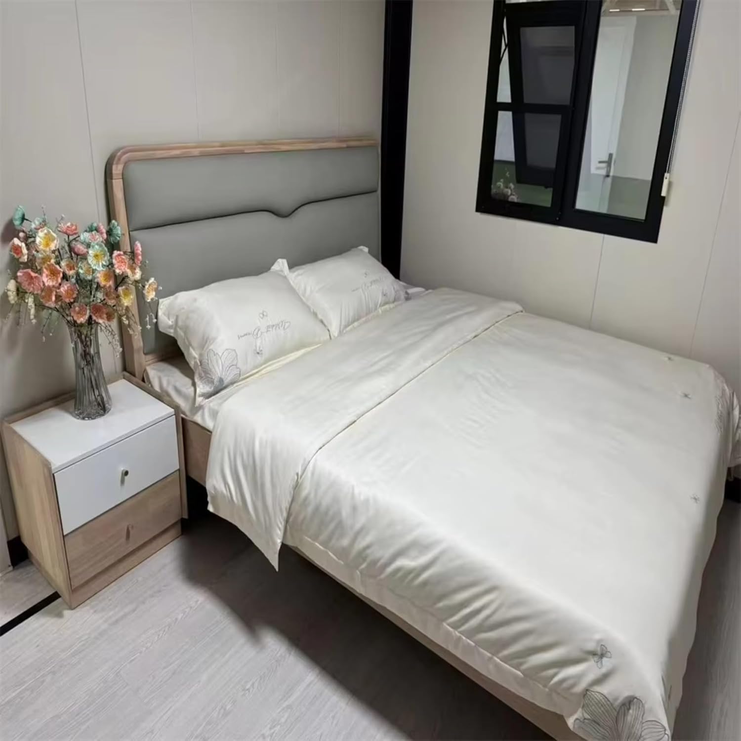 chambre Maison préfabriquée à deux niveaux  Amazon