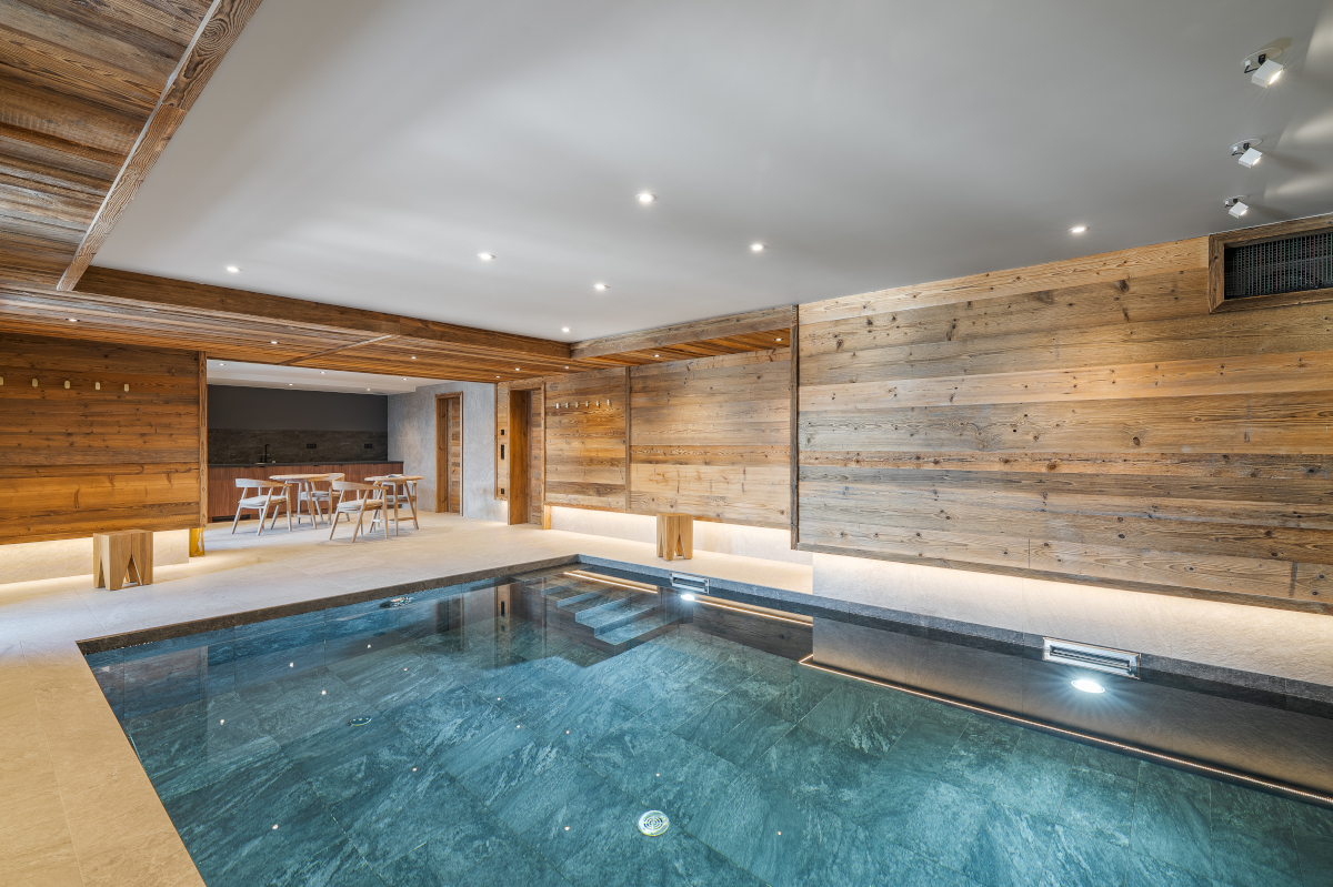 piscine intérieure