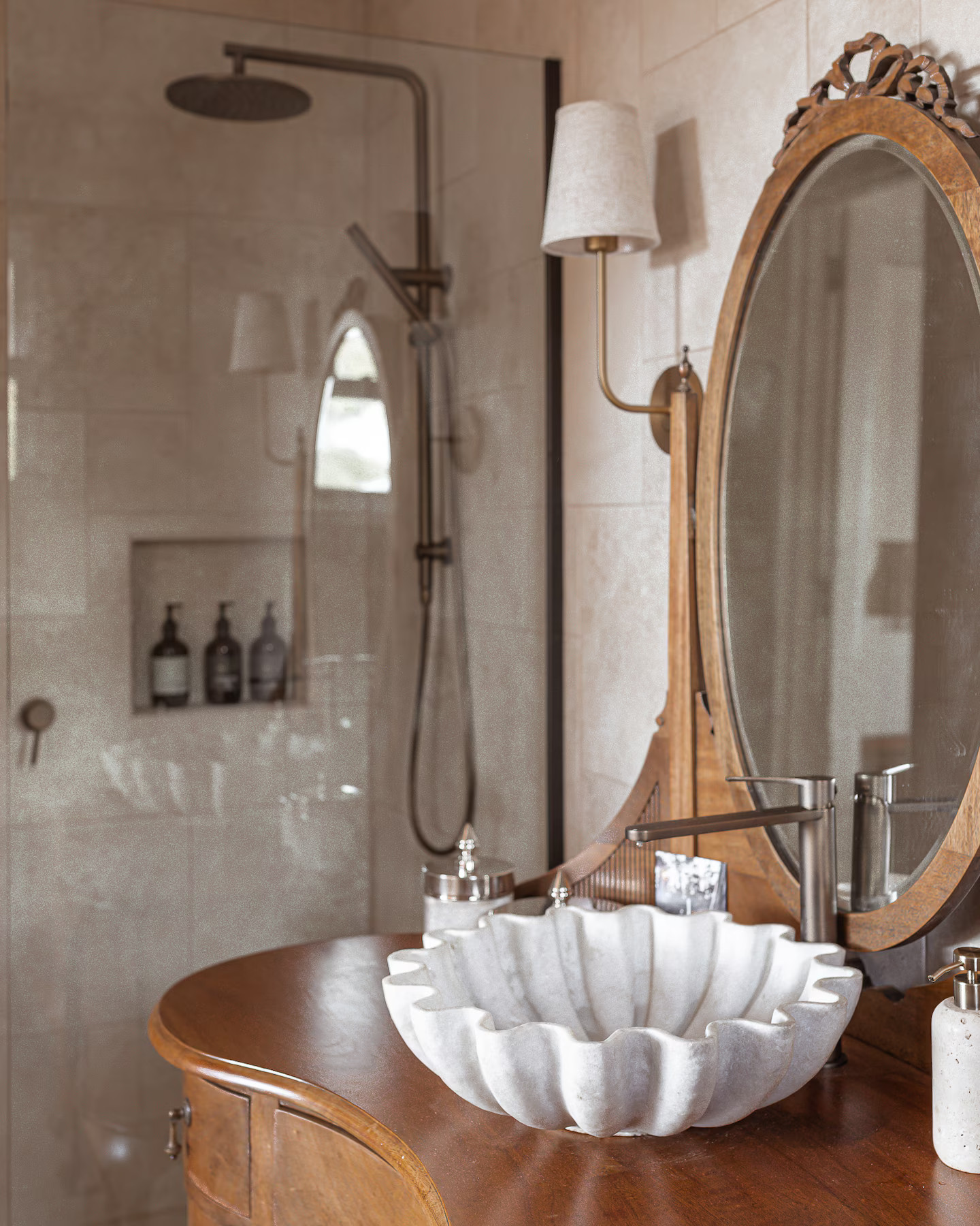 salle de bain décoration classique chic cabane Tasmanie The Songbirds salle de bain décoration classique chic cabane Tasmanie The Songbirds