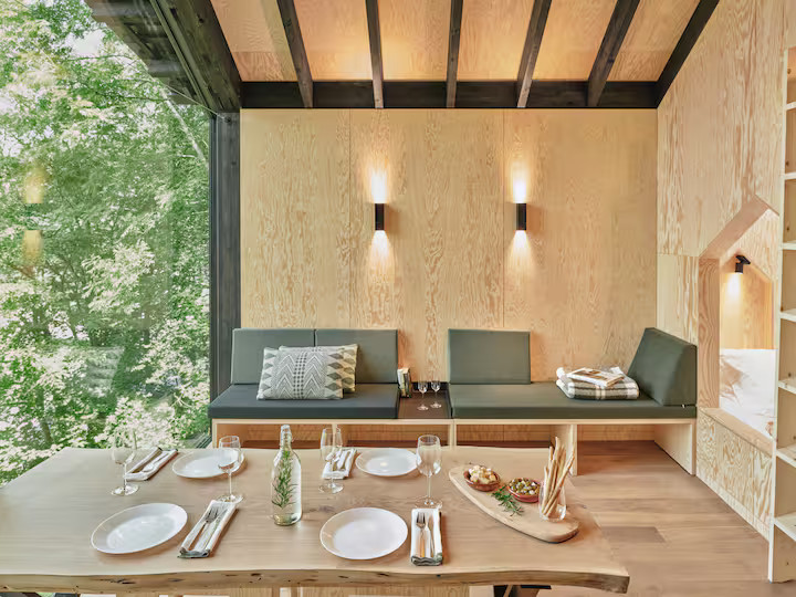 treehouse Hutstuf The Beaver in the Belgian Ardennes
