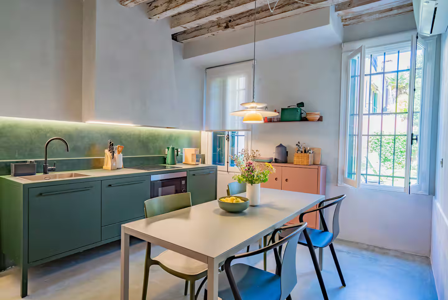 green and white kitchen with beams designer decor house in Venice Casa della Sensa green and white kitchen with beams designer decor house in Venice Casa della Sensa