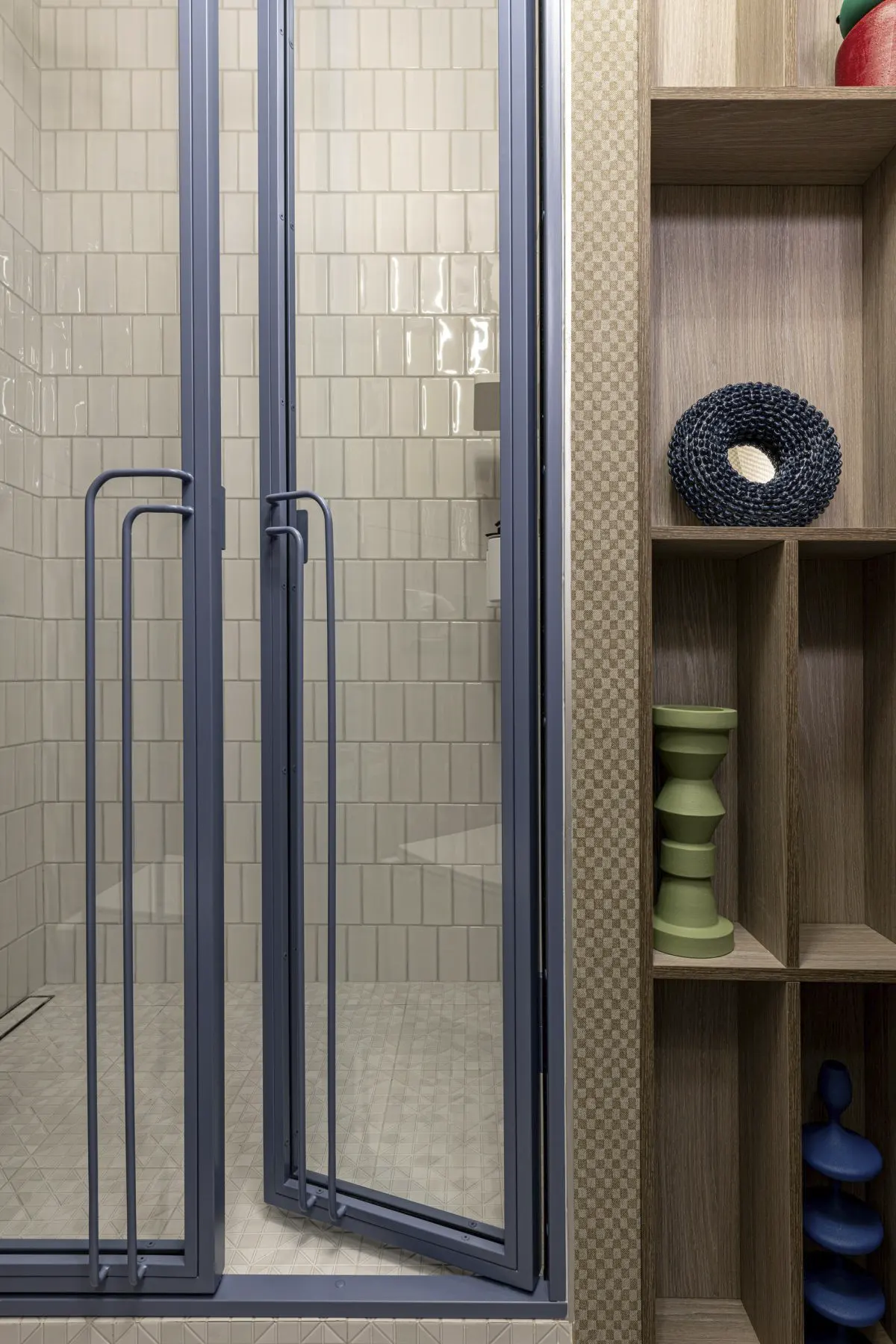 salle de bain contemporaine studio 21m2