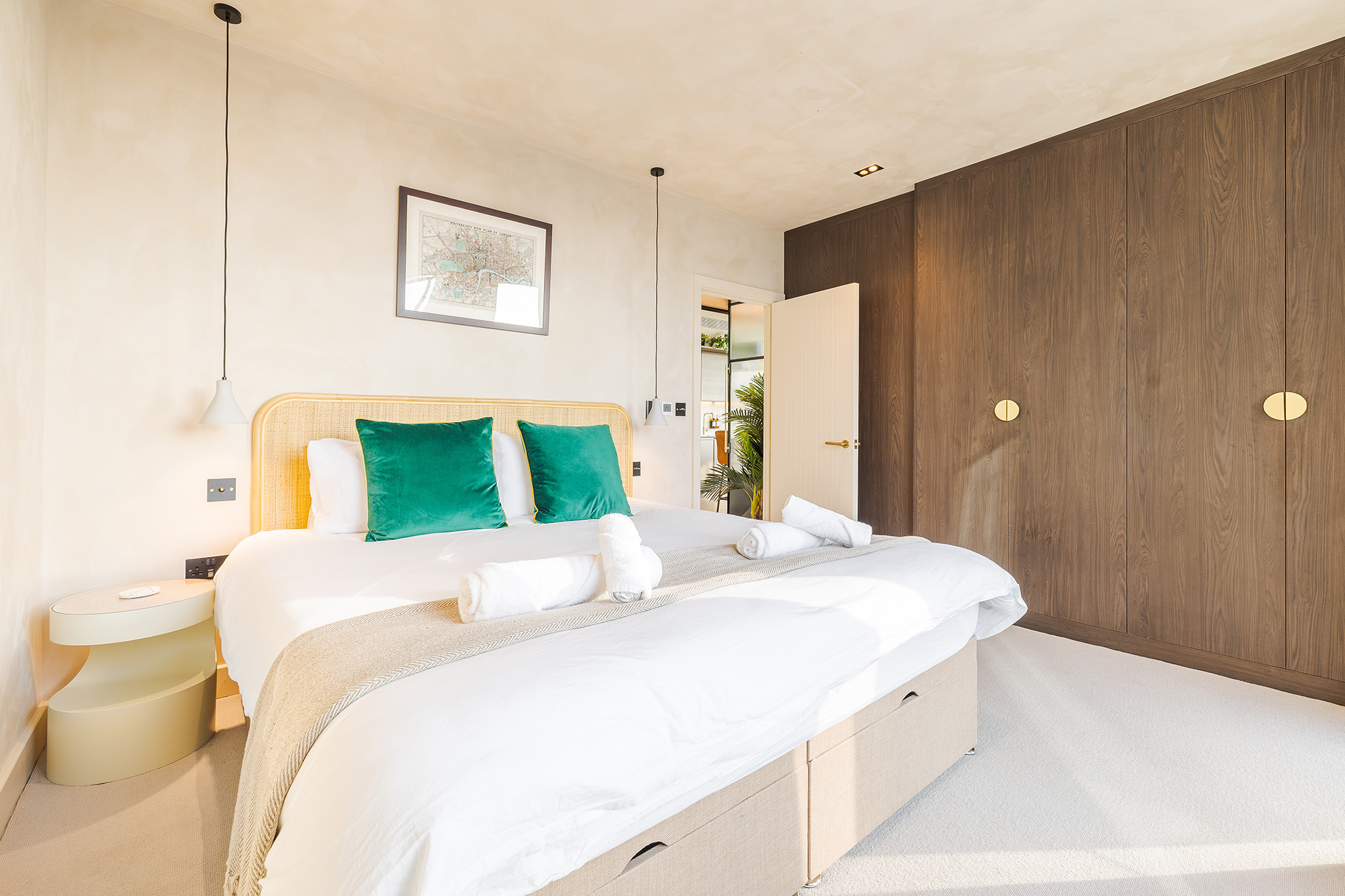 contemporary bedroom