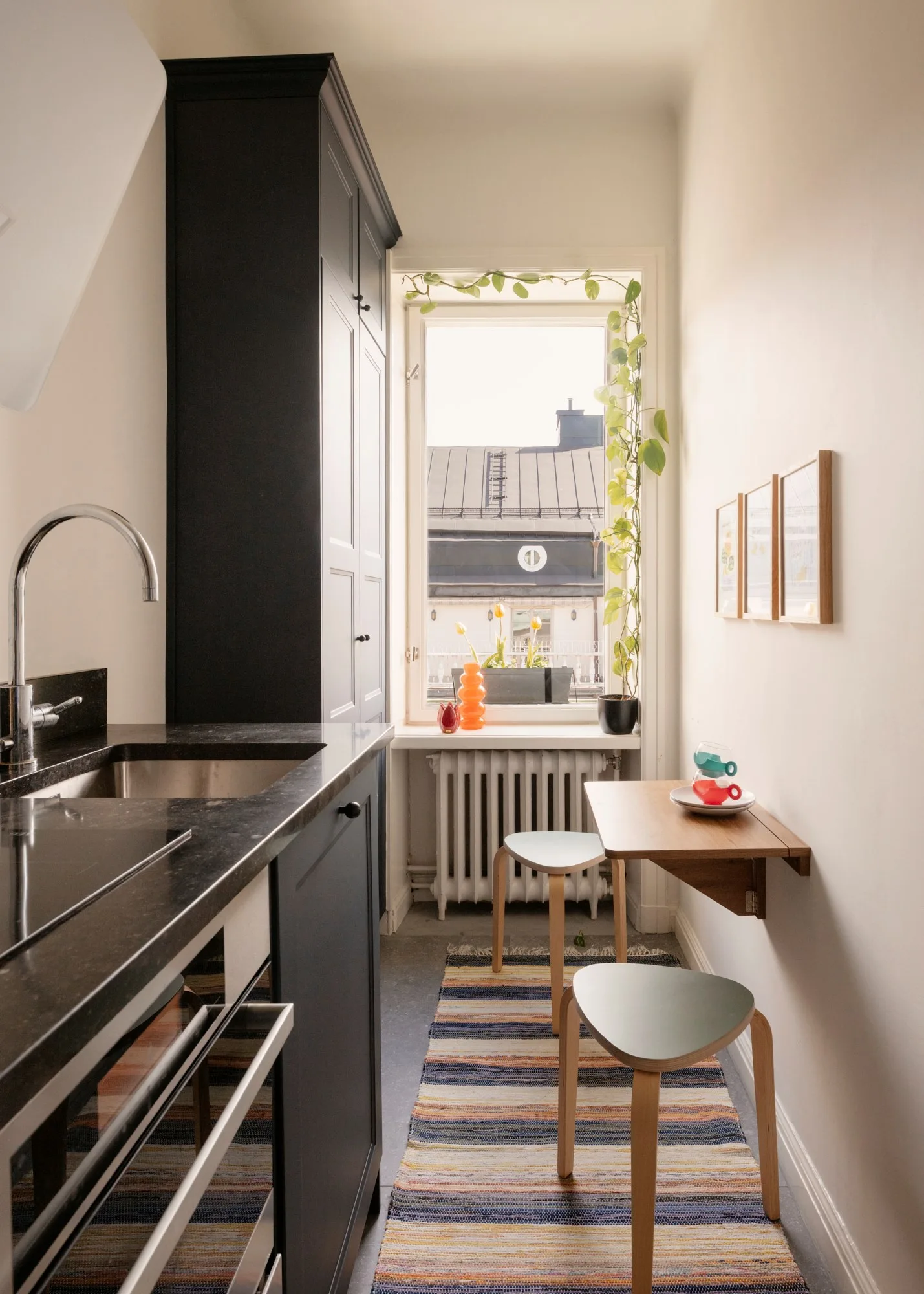 cuisine bleu shaker studio de 29m2 décoration scandinave