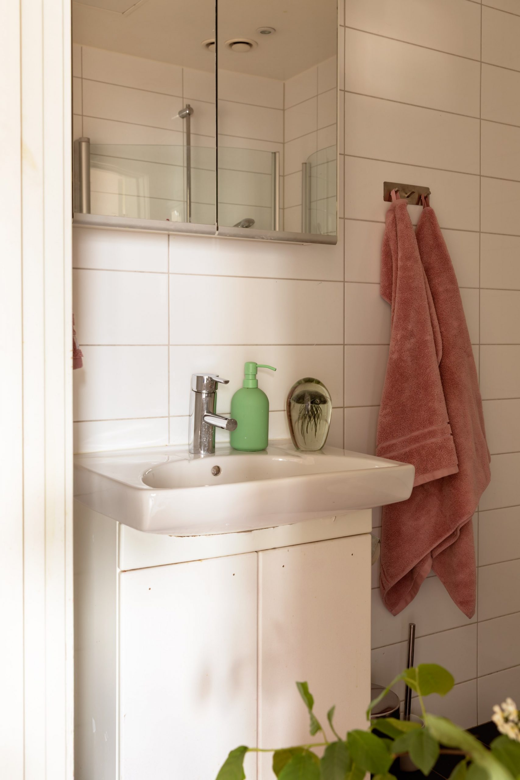 salle de bain blanche