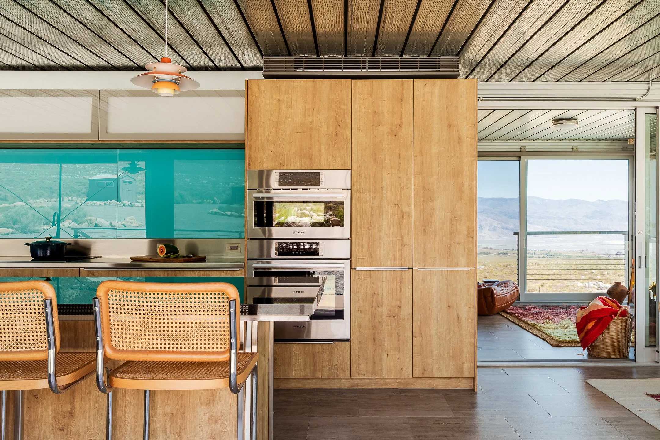 cuisine maison de verre iT House Linda Taalman désert californien
