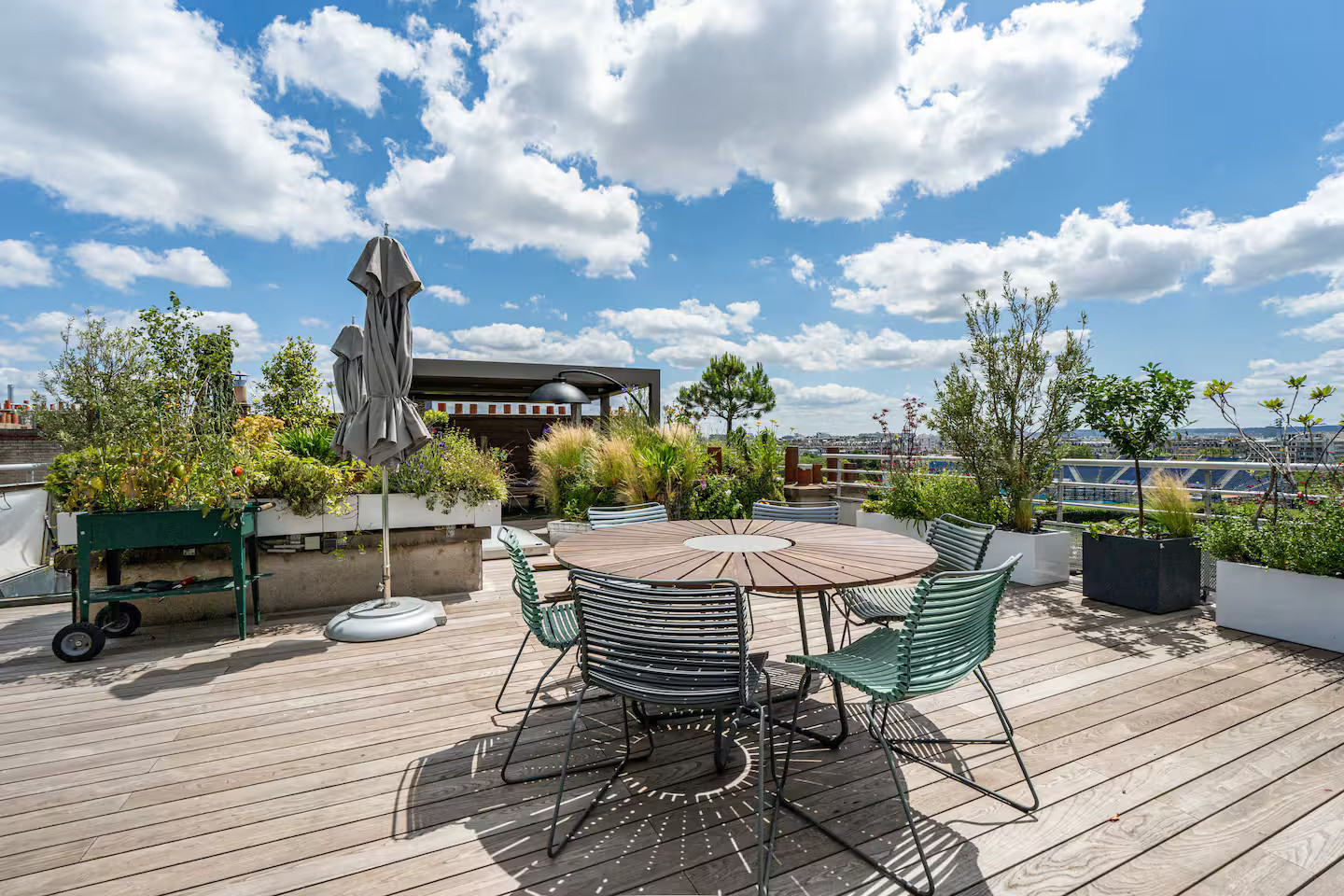 appartement à Paris 7ème rue Saint-Dominique avec rooftop et vue sur la tour Eiffel