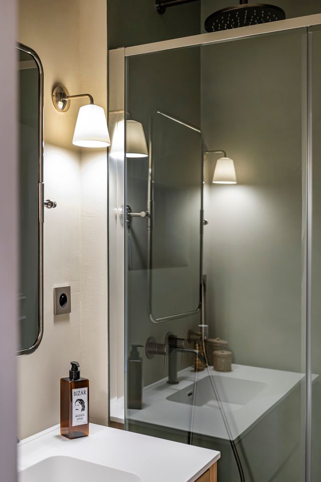 salle d'eau appartement Paris Photo : © Julien Pépy