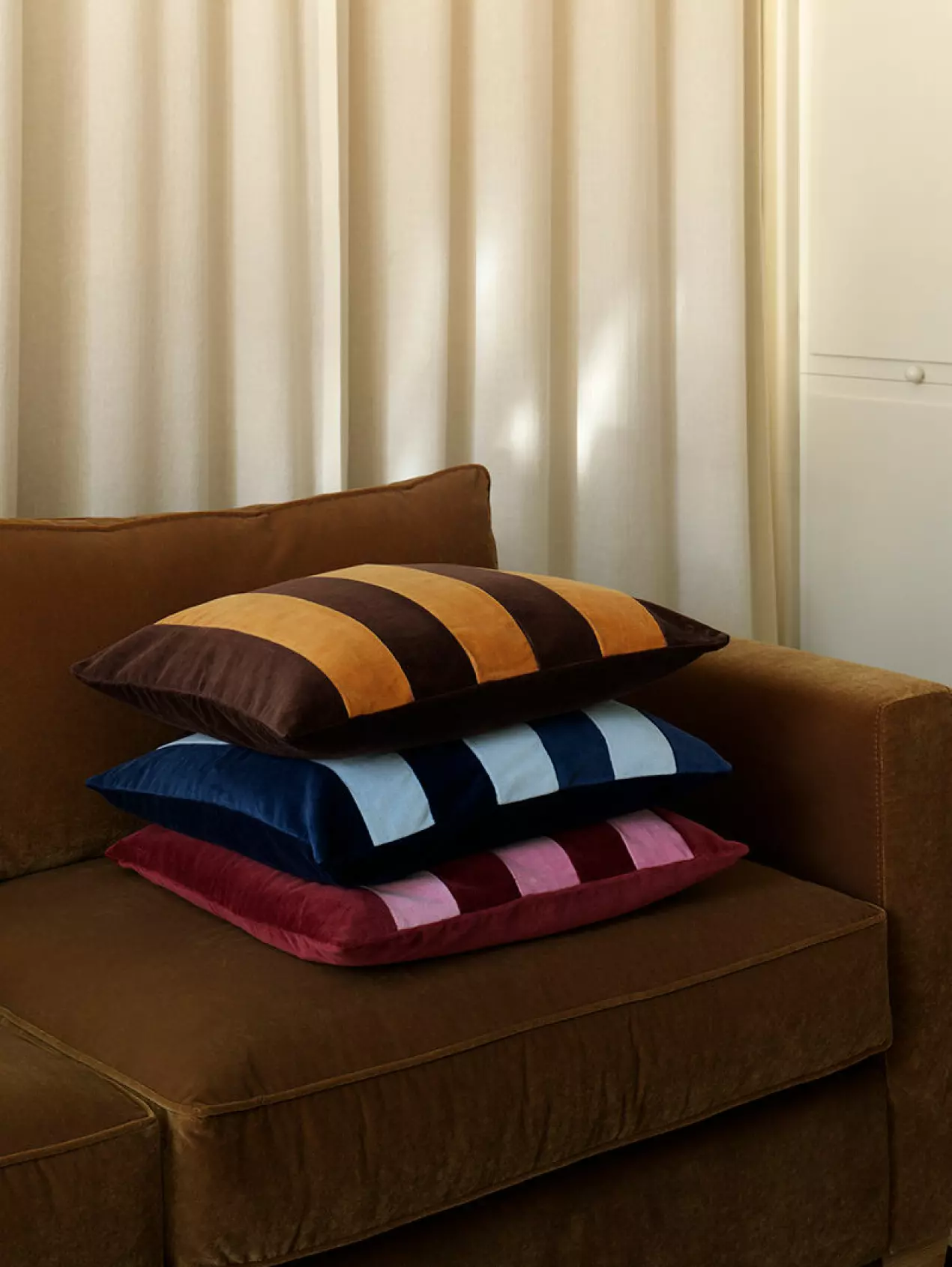 salon contemporain couleurs déco Automne 2026 minimalisme parisien