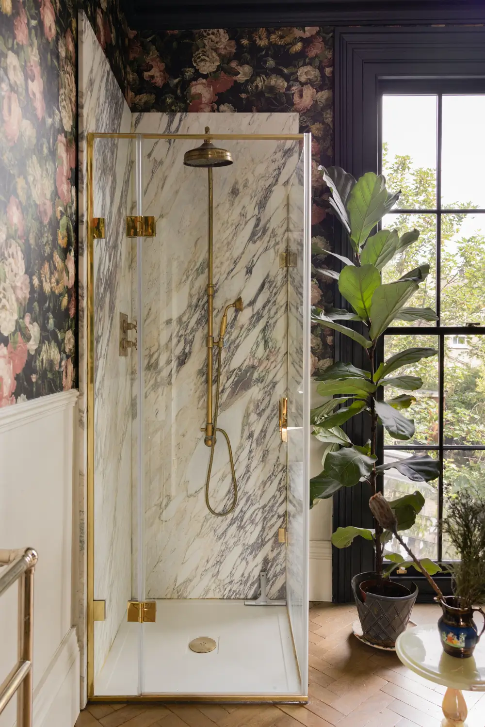 salle de bain rétro maison victorienne rénovée et agrandie à Londres