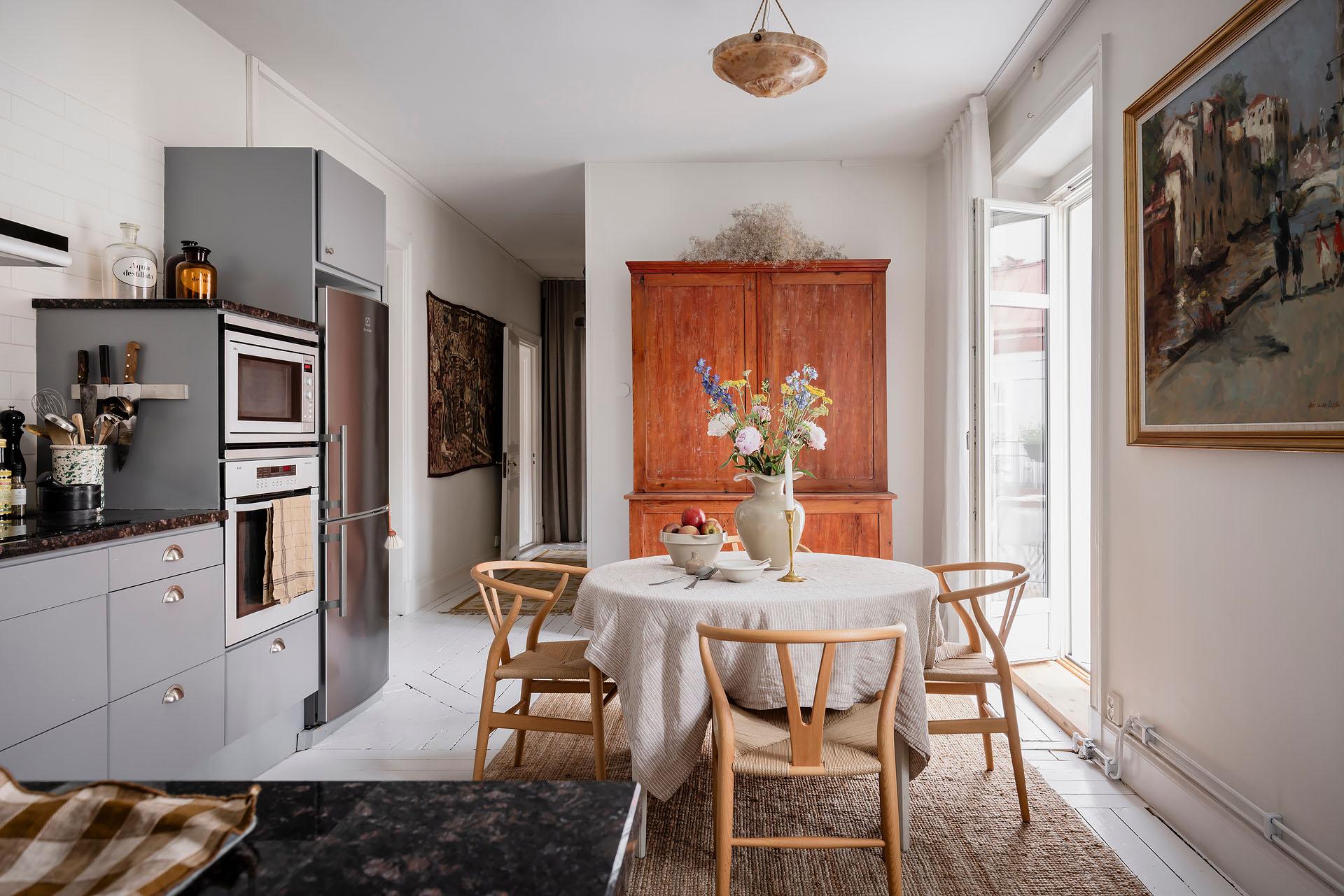 cuisine et salle à manger décoration scandinave appartement ancien 81m2