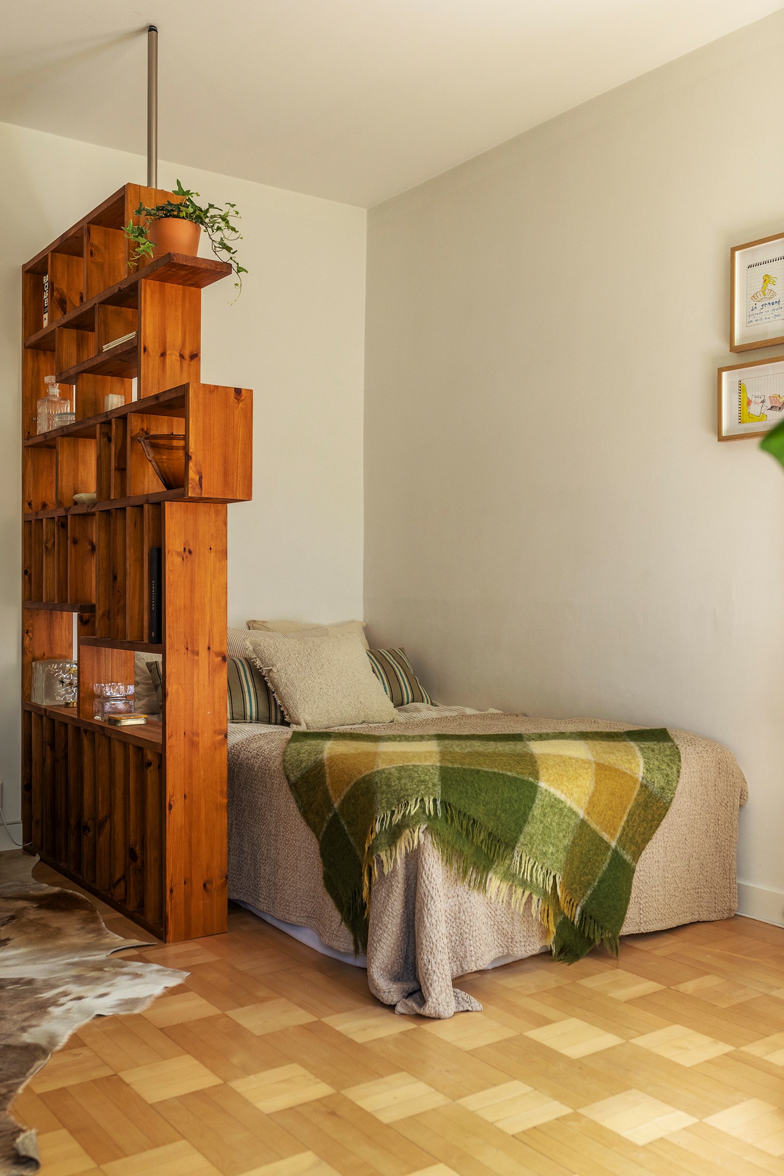 chambre semi-ouverte studio 31m2 décoration vintage scandinave