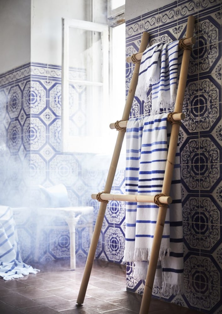 salle de bain bleue