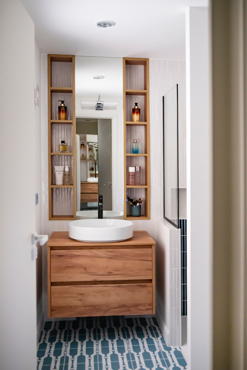 salle de bain appartement de 60m2 rénové à Paris Photo : ©Julien Pépy salle de bain appartement de 60m2 rénové à Paris Photo : ©Julien Pépy