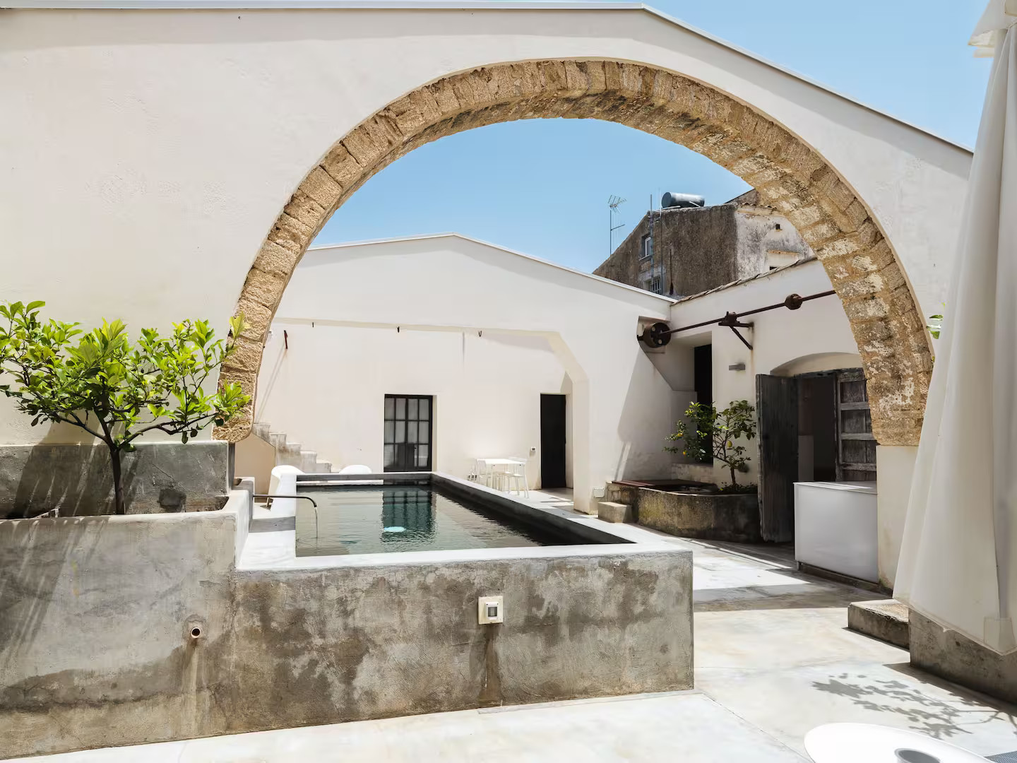 terrasse avec piscine duplex en Sicile Baglio Cappello 