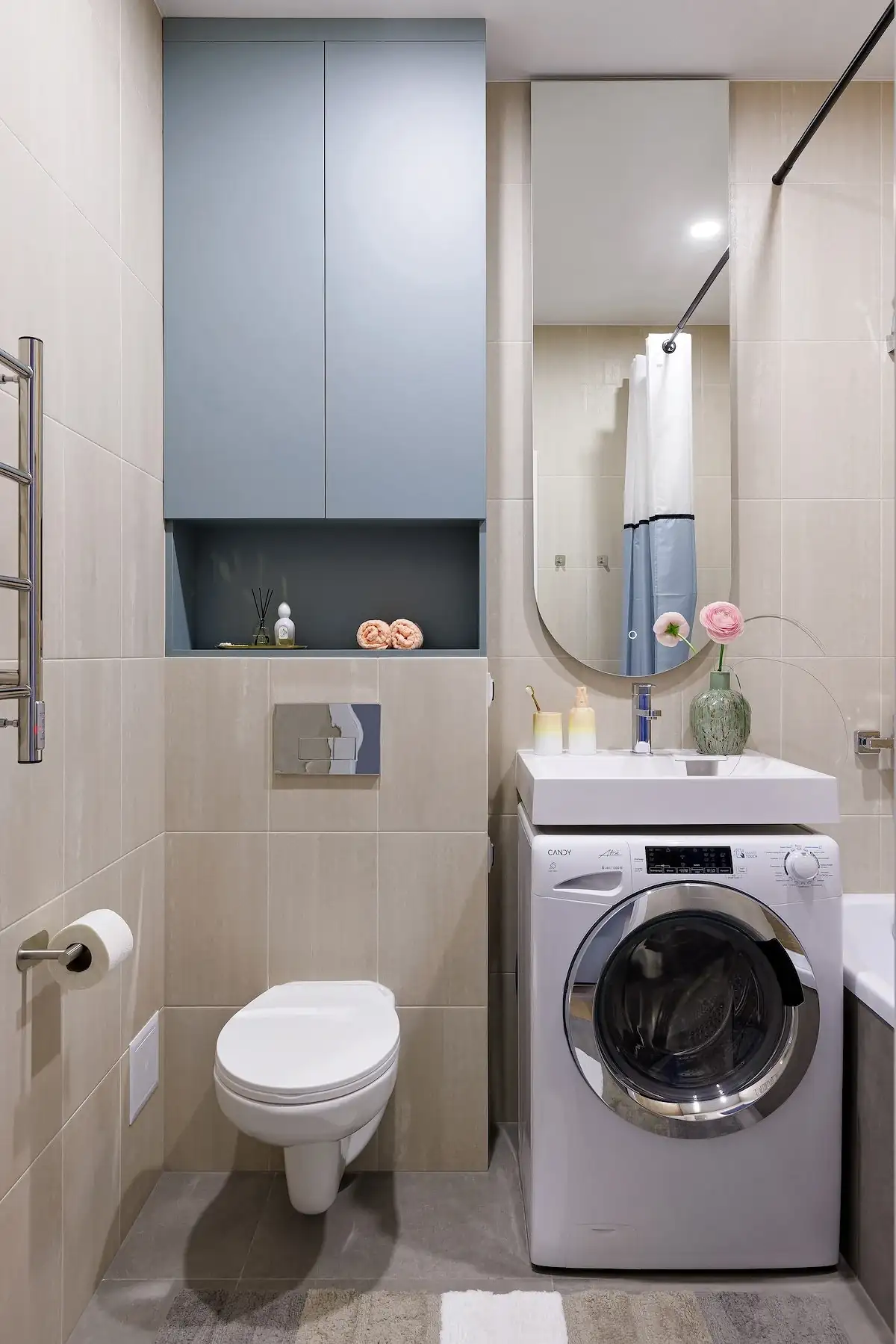 salle de bain dans studio 26m2 décoration contemporaine et colorée