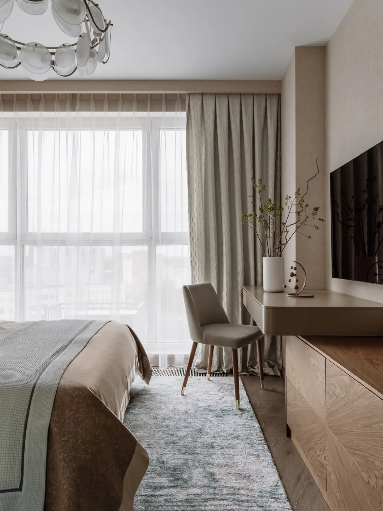 classic chic bedroom with desk classic chic bedroom with desk