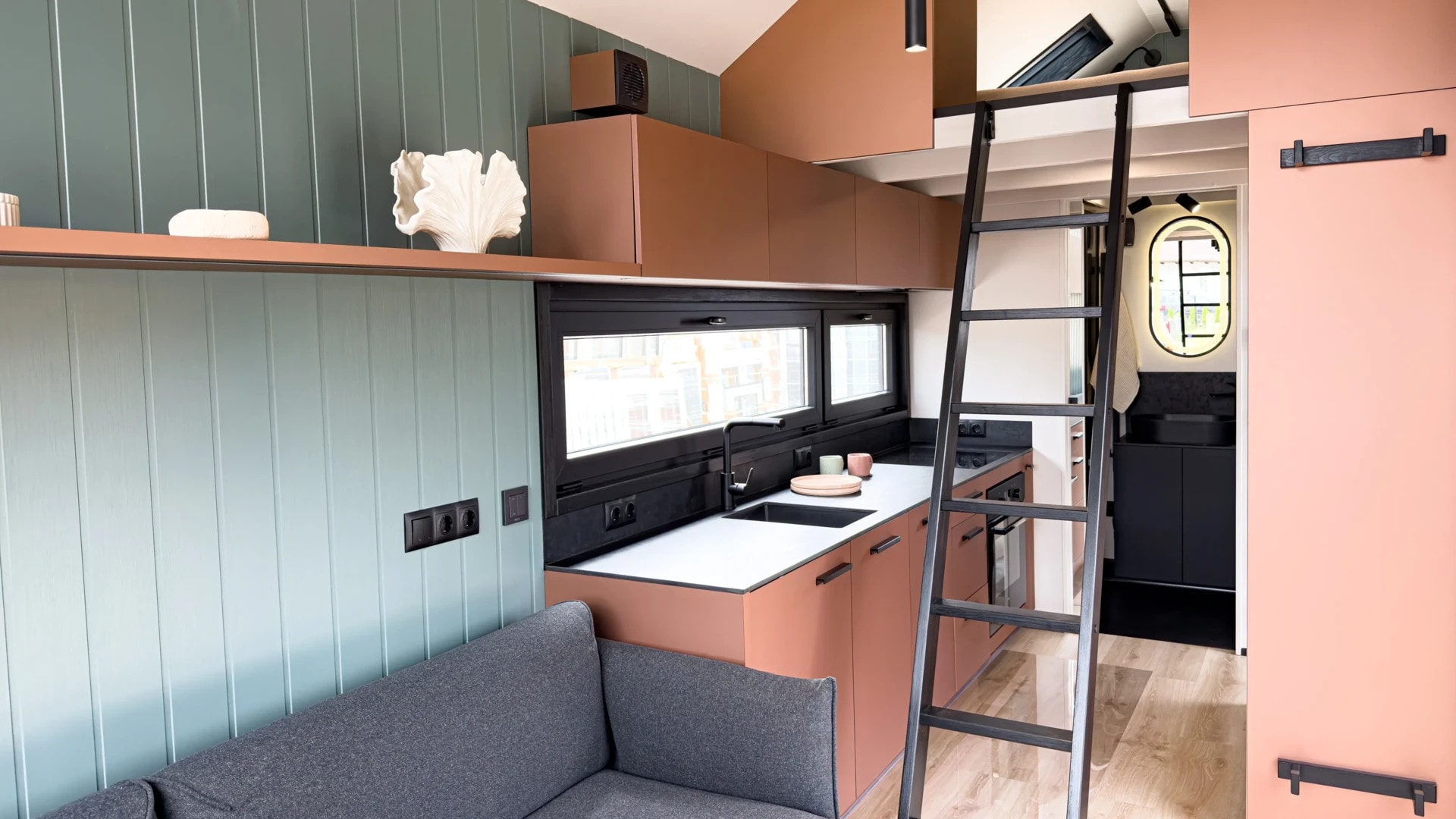 tiny house européenne de 16m2 Sunrise Prestige par Mobi House tiny house européenne de 16m2 Sunrise Prestige par Mobi House