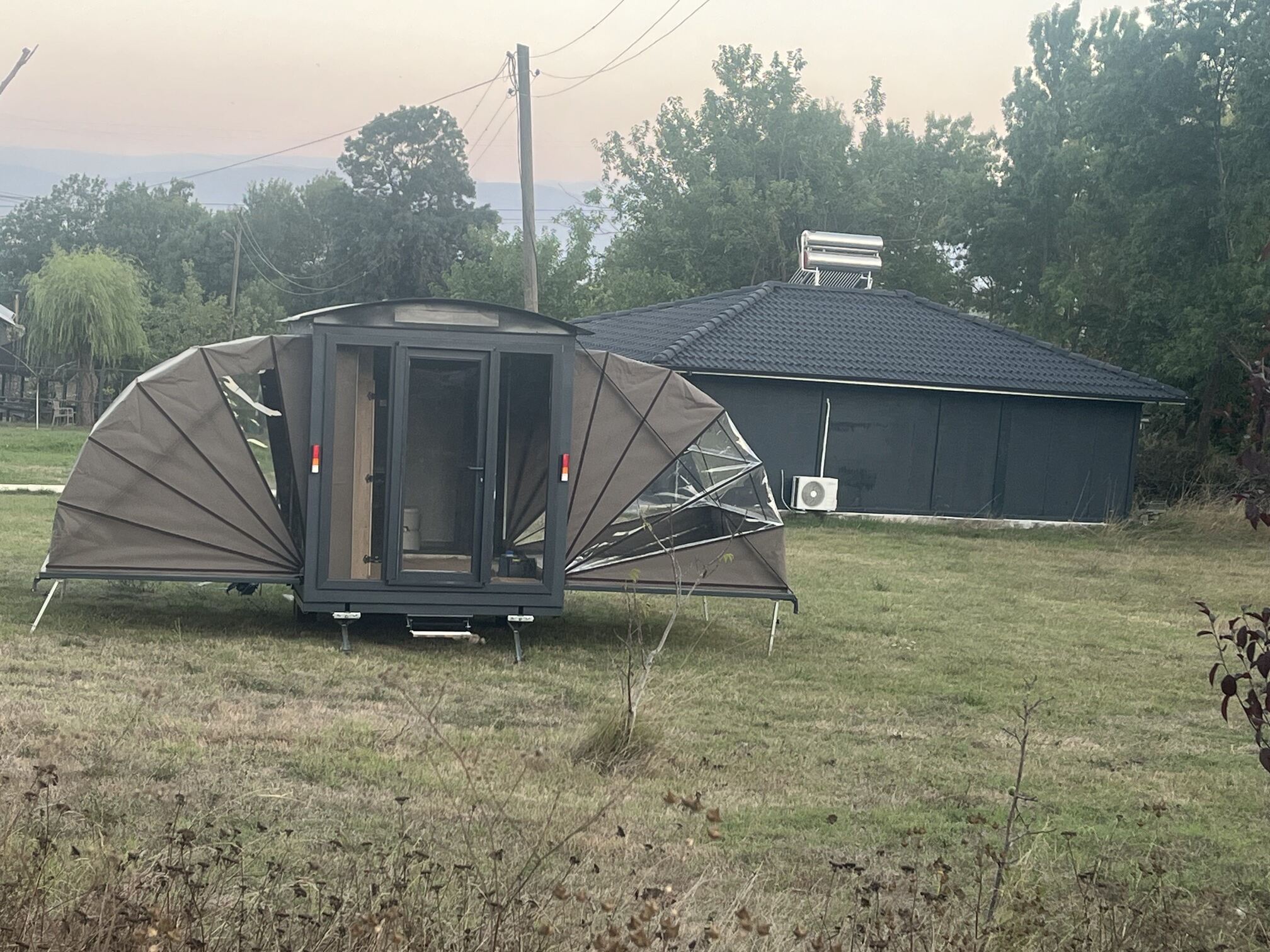 mini maison mobile extensible Ortsan