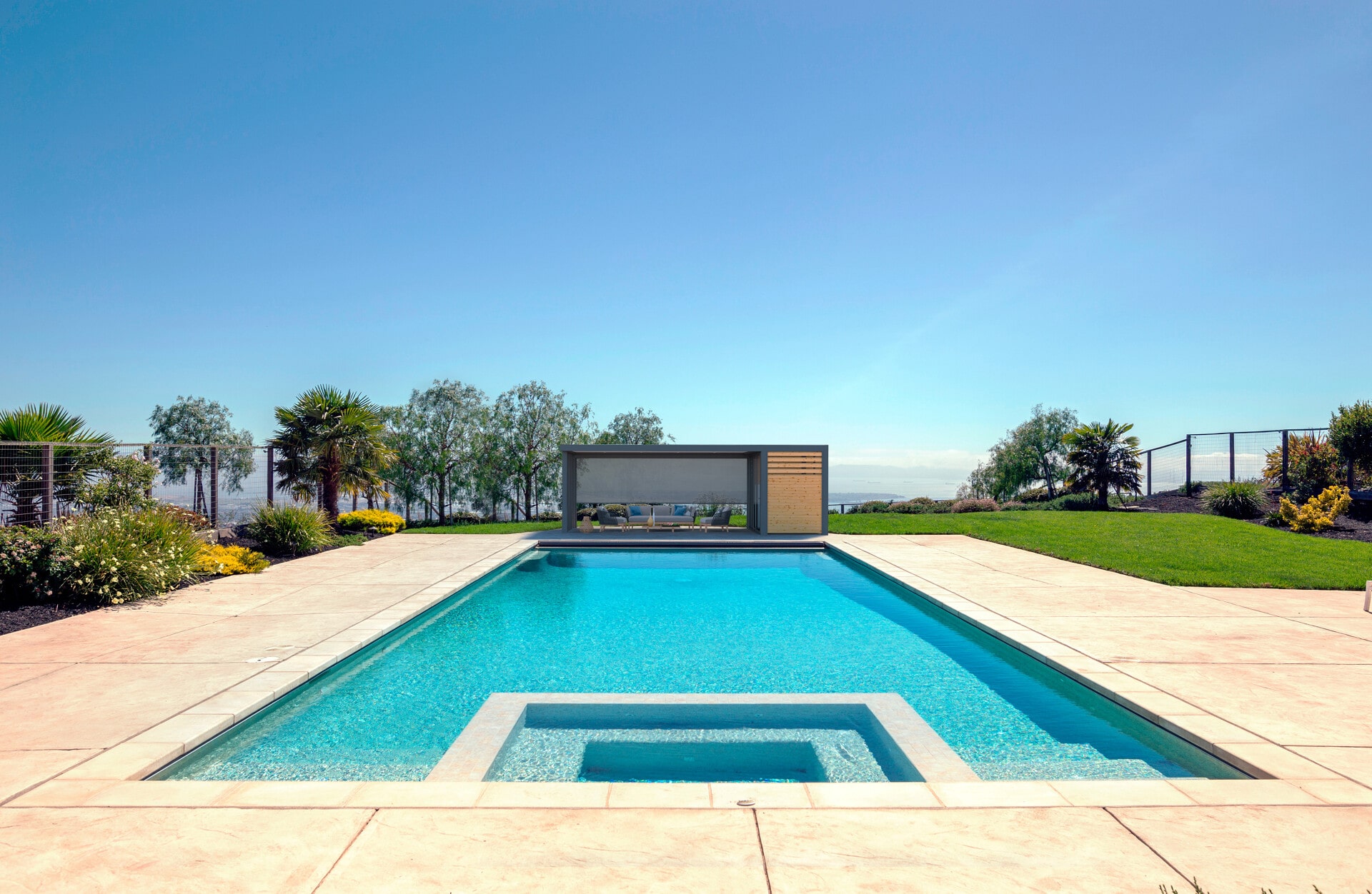 terrasse avec pool house et piscine terrasse avec pool house et piscine