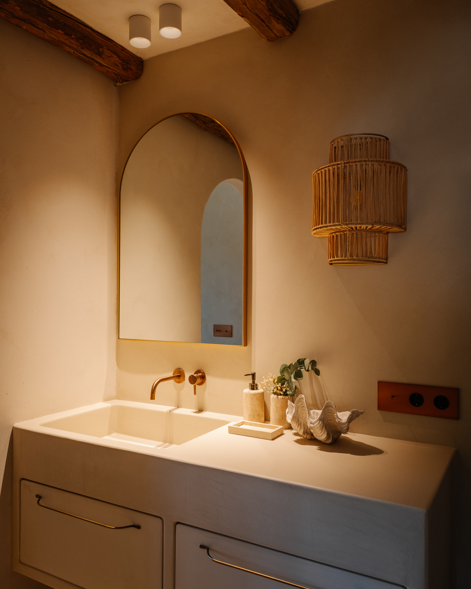 salle de bain décoration naturelle villa méditerranéenne contemporaine et passive avec piscine salle de bain décoration naturelle villa méditerranéenne contemporaine et passive avec piscine