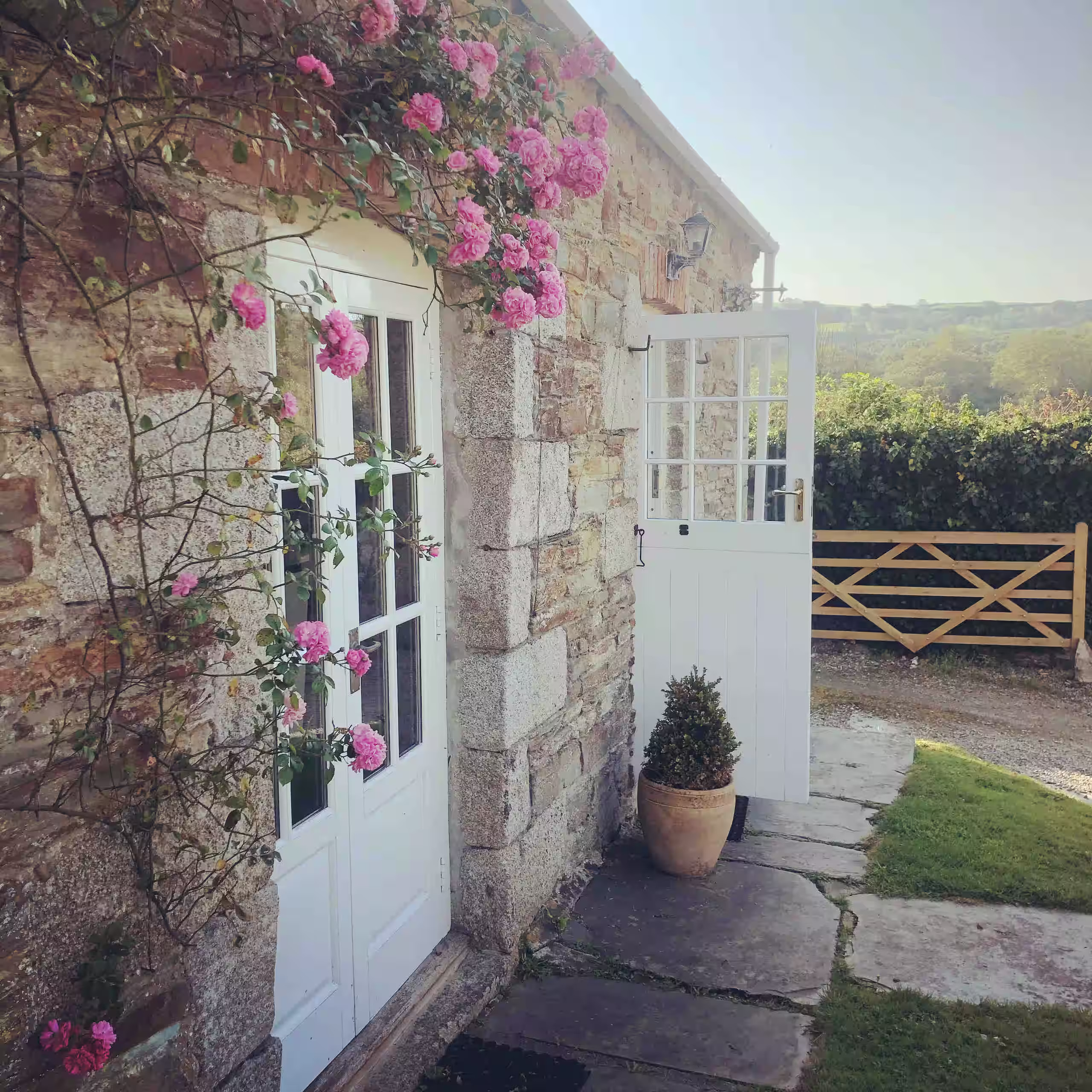 ancienne grange en pierres Cornouailles