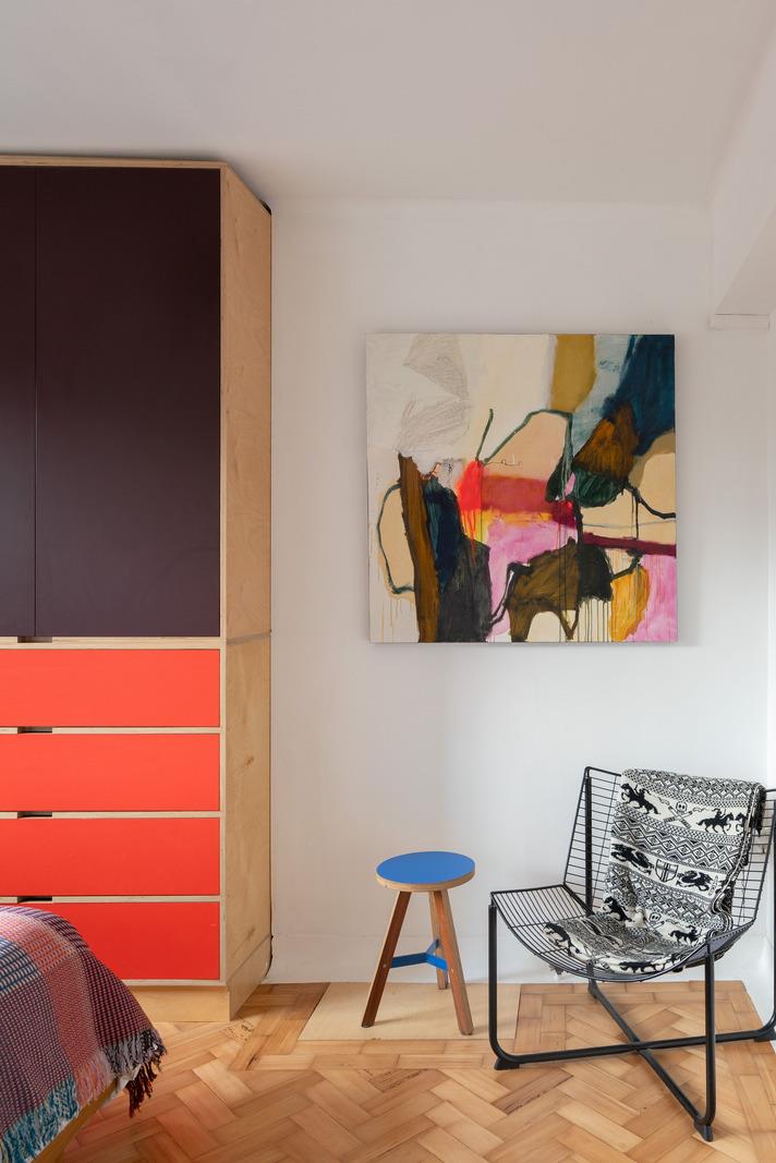 chambre appartement mid-century décoration contemporaine Londres
