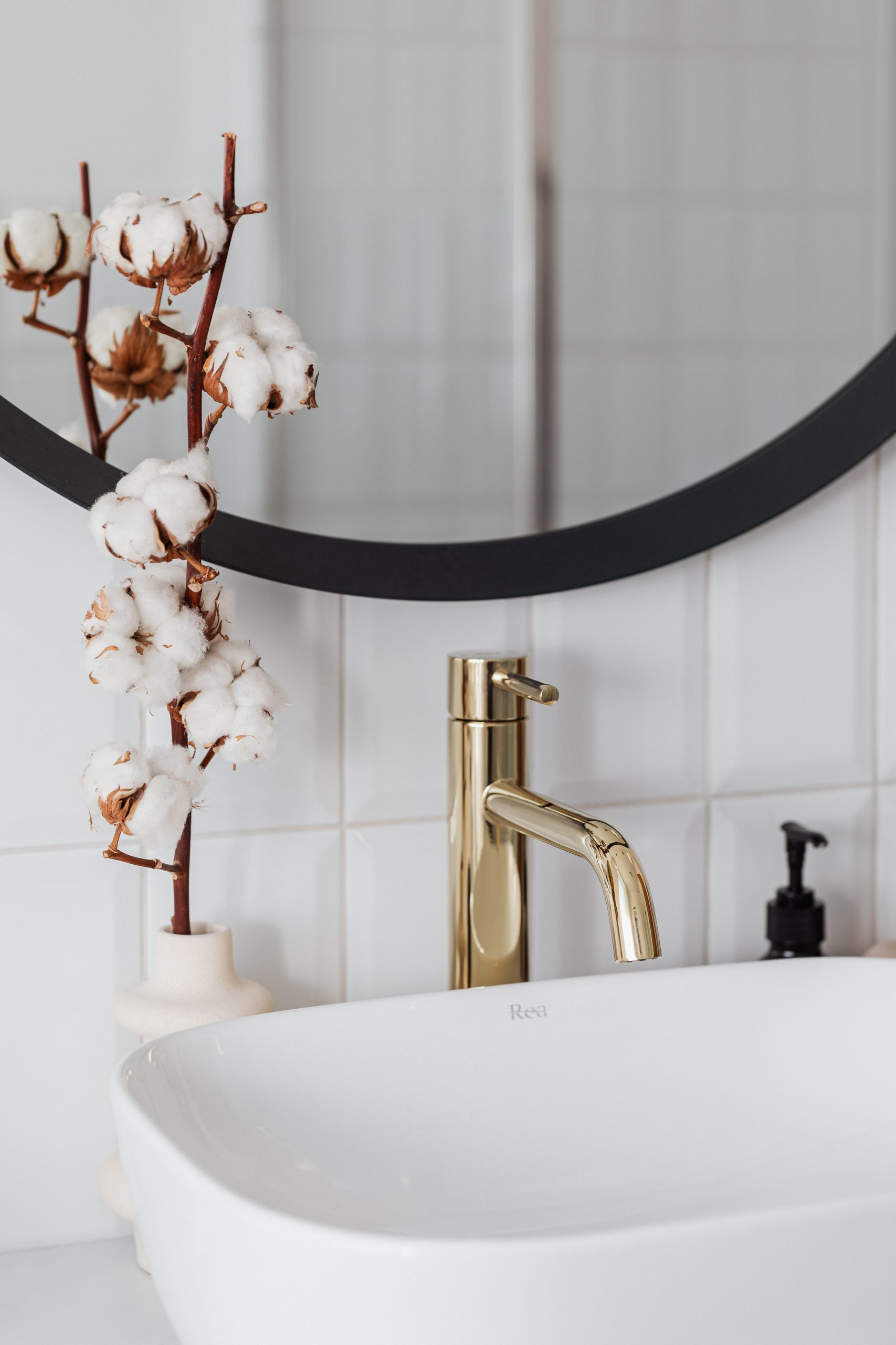 lavabo et miroir