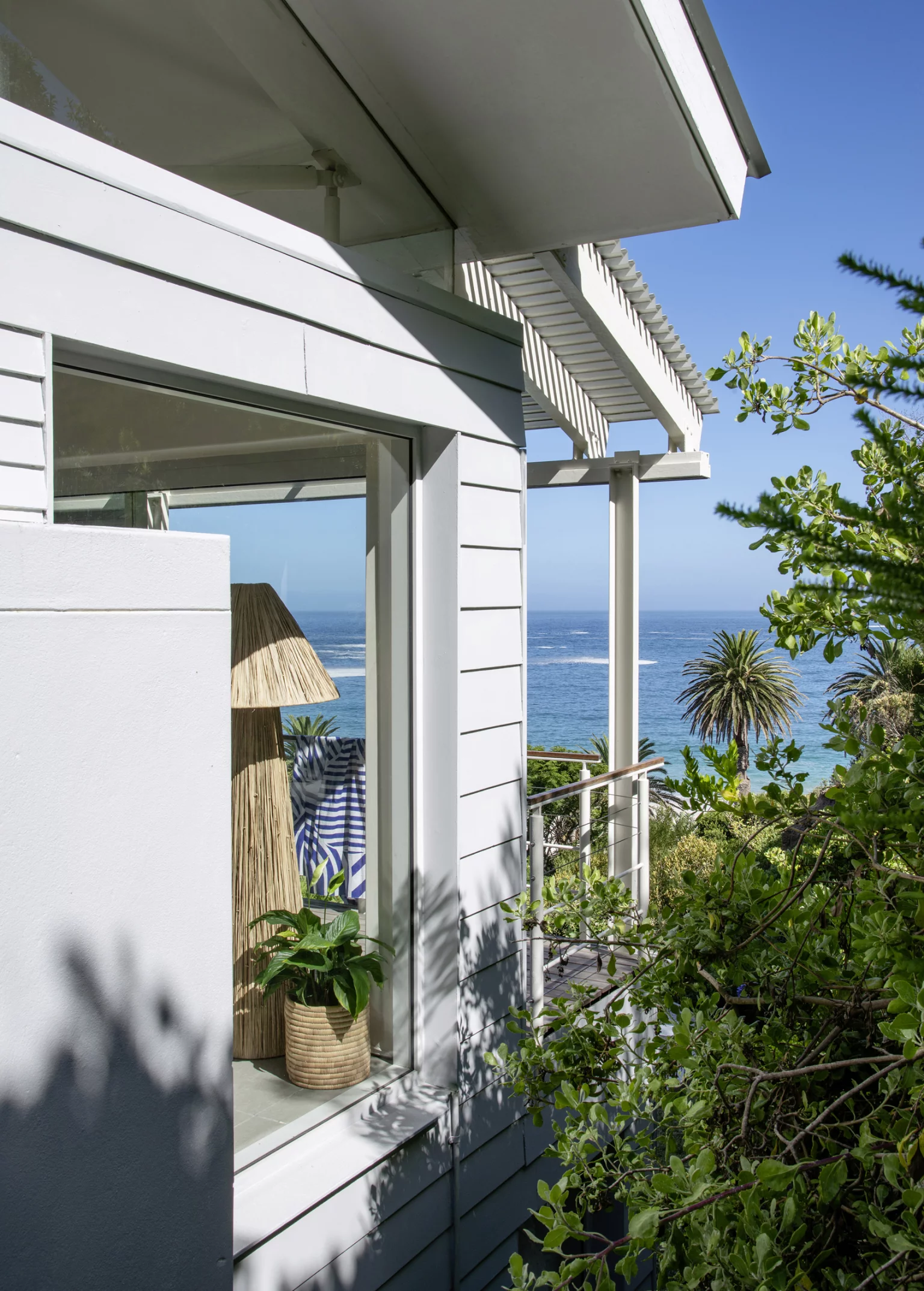 maison en bois vue mer décoration contemporaine