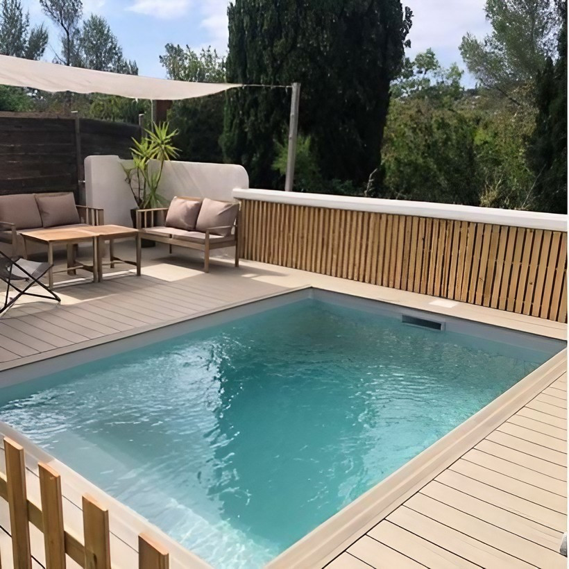 terrasse avec mini piscine