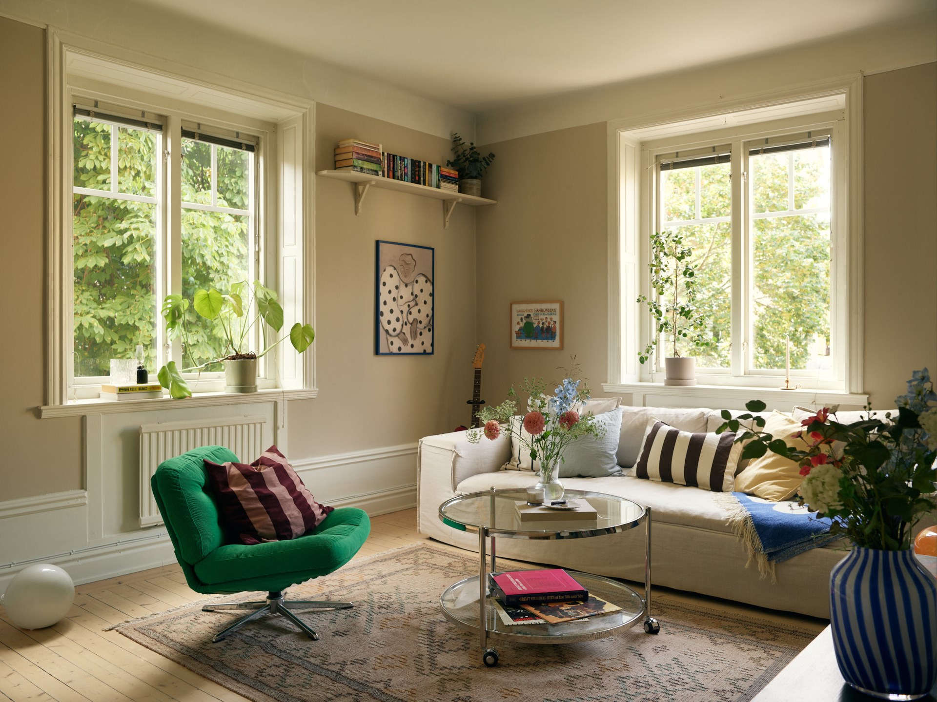 living room with green IKEA vintage armchair 58sqm apartment Scandinavian decor living room with green IKEA vintage armchair 58sqm apartment Scandinavian decor