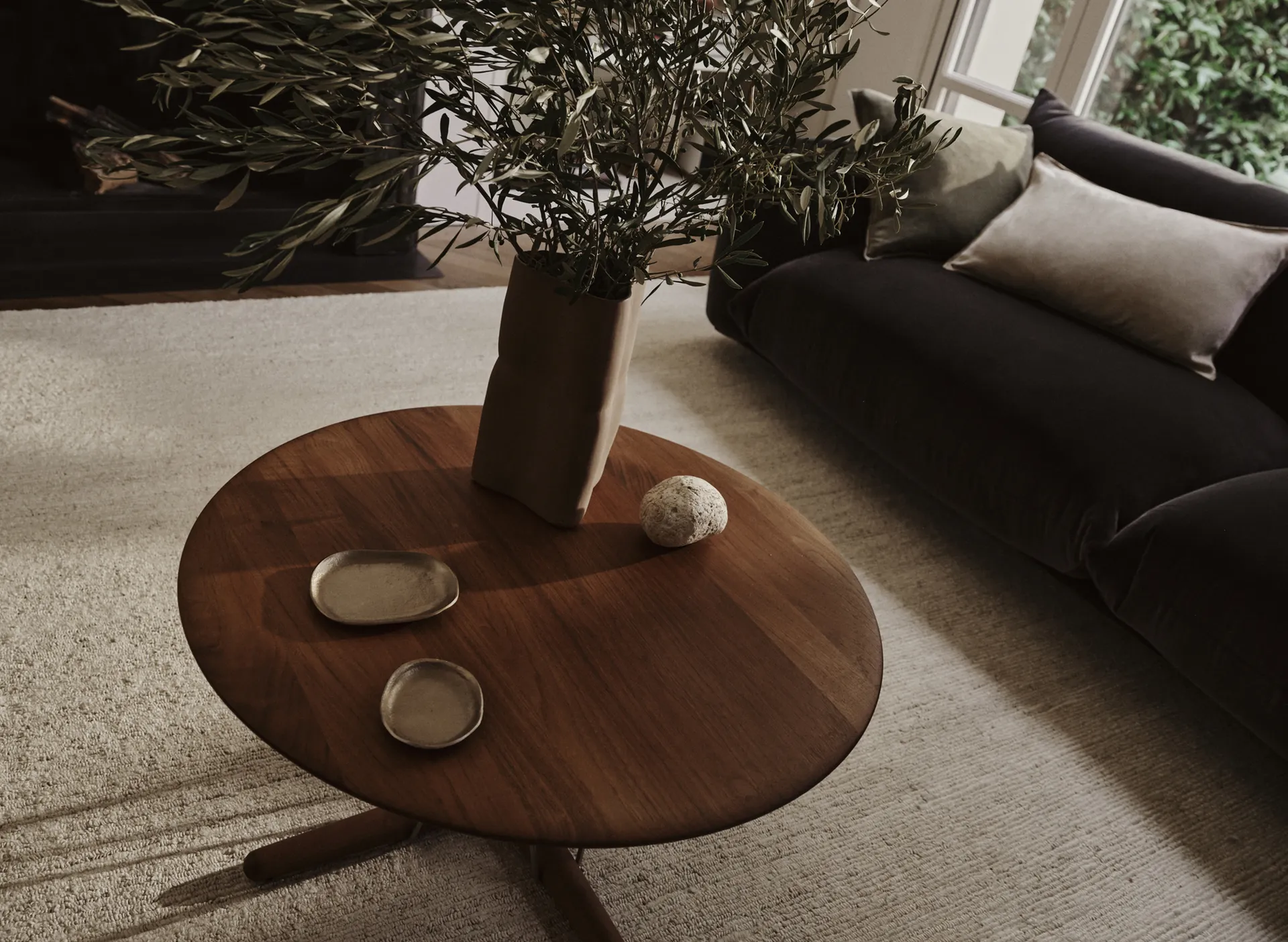 salon décoration contemporaine et intemporelle tons neutres collection Lefties pour la maison rentrée 2026