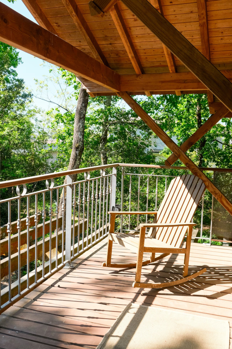 terrace small 67sqm wooden house in Arcachon