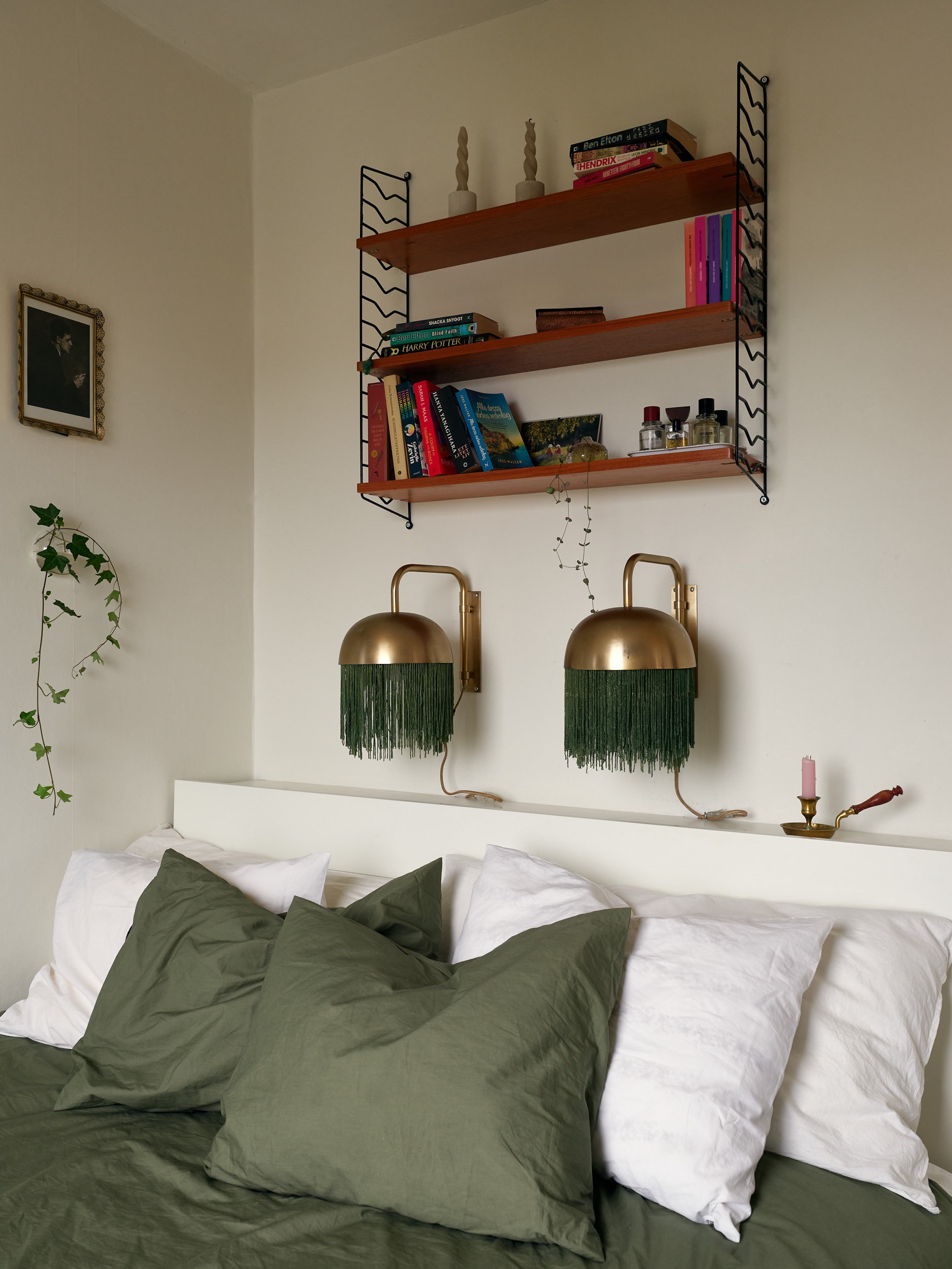 chambre crème et verte style scandinave bohème