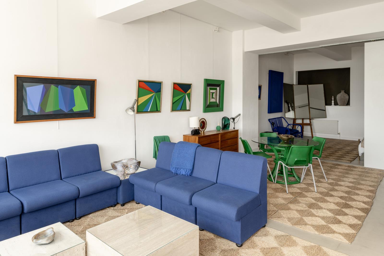 salon appartement au design original Londres dans ancienne usine