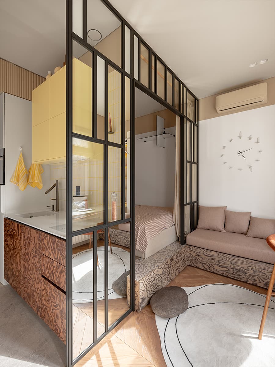 cuisine salon et chambre avec verrière studio de 23m2 décoration contemporaine cuisine salon et chambre avec verrière studio de 23m2 décoration contemporaine