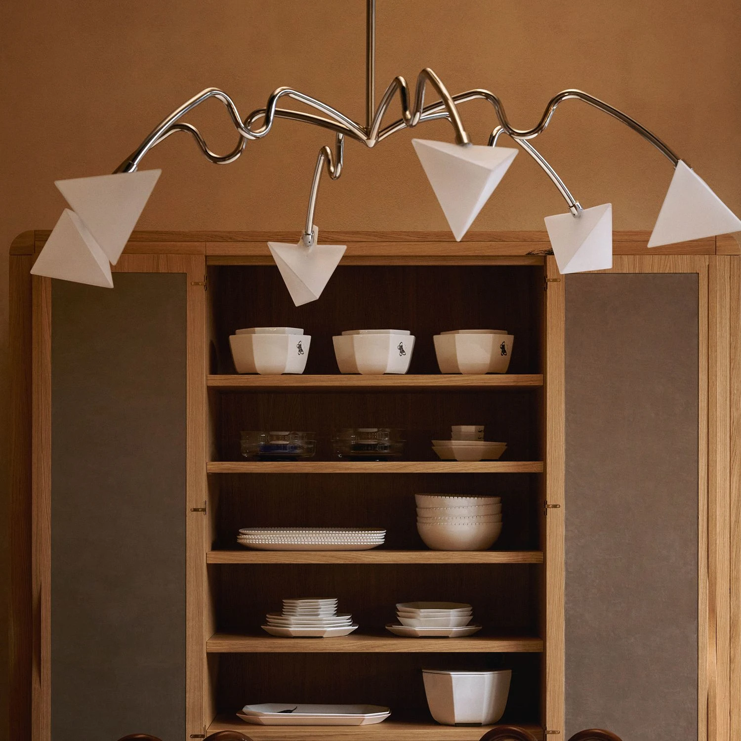 luminaire Zara Home x Luca Guadagnino : la collection Atlas of Desire